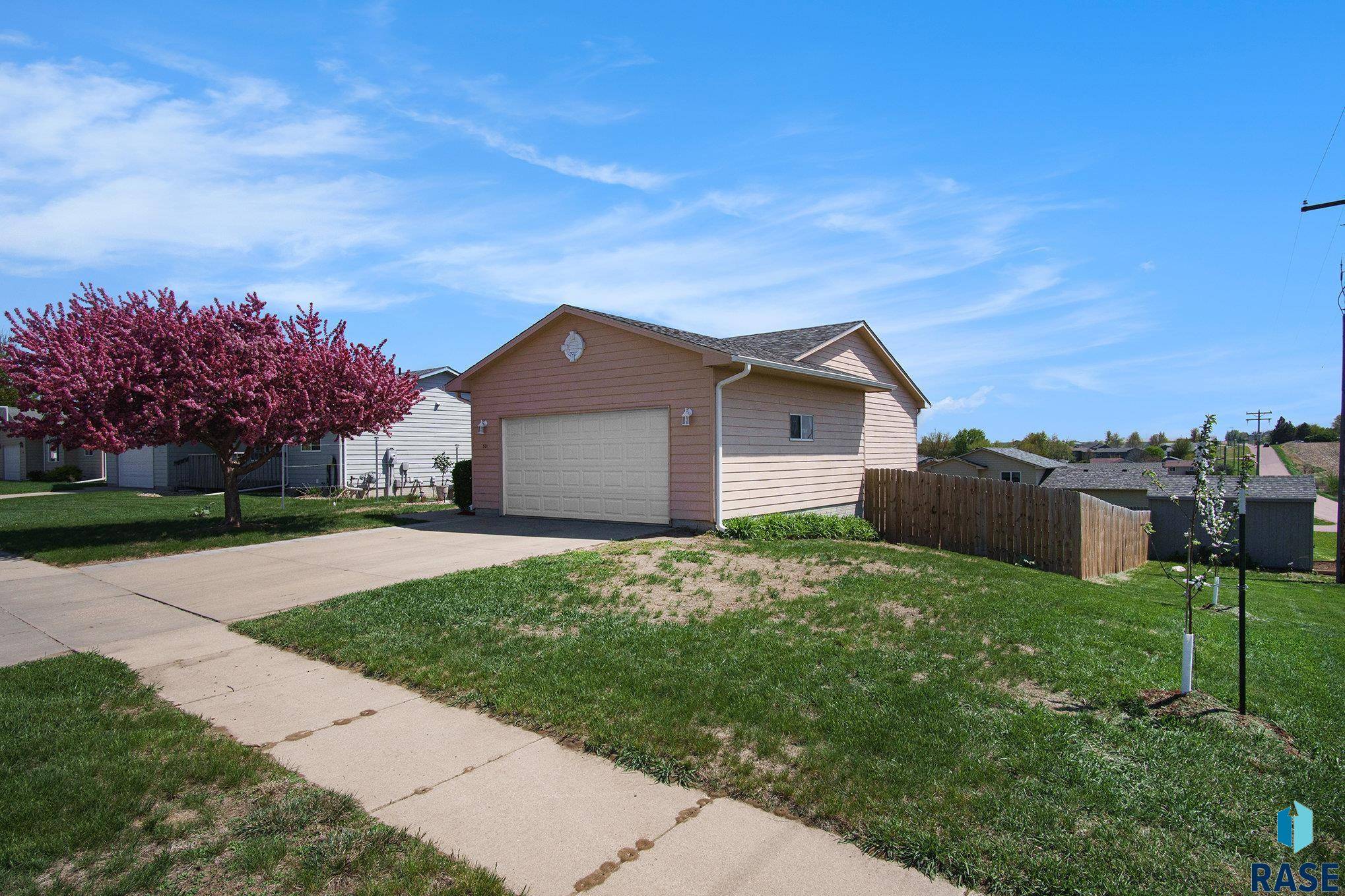 Baltic, SD 57003,501 David Ave