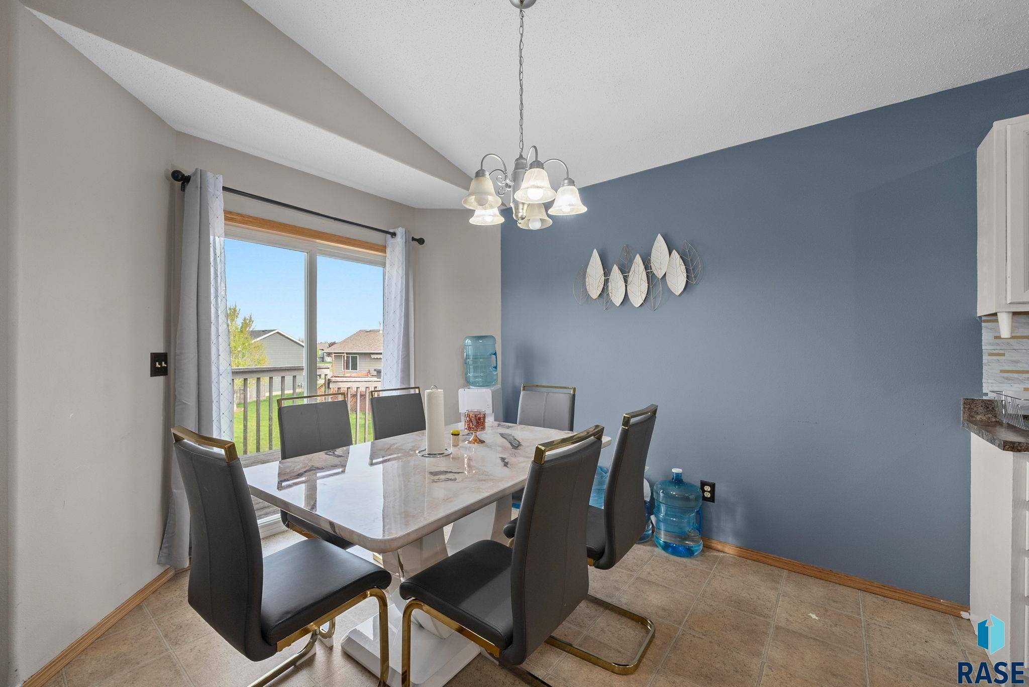 Sioux Falls, SD 57106,7708 W Eli Ct