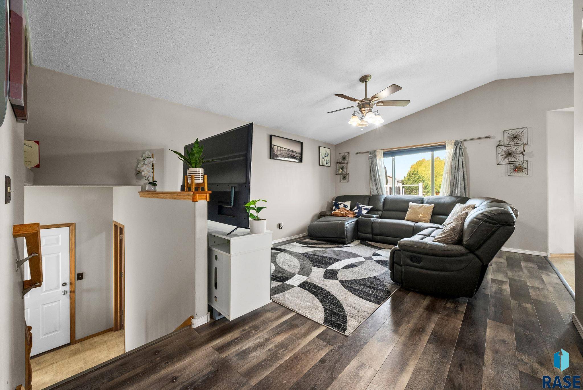 Sioux Falls, SD 57106,7708 W Eli Ct