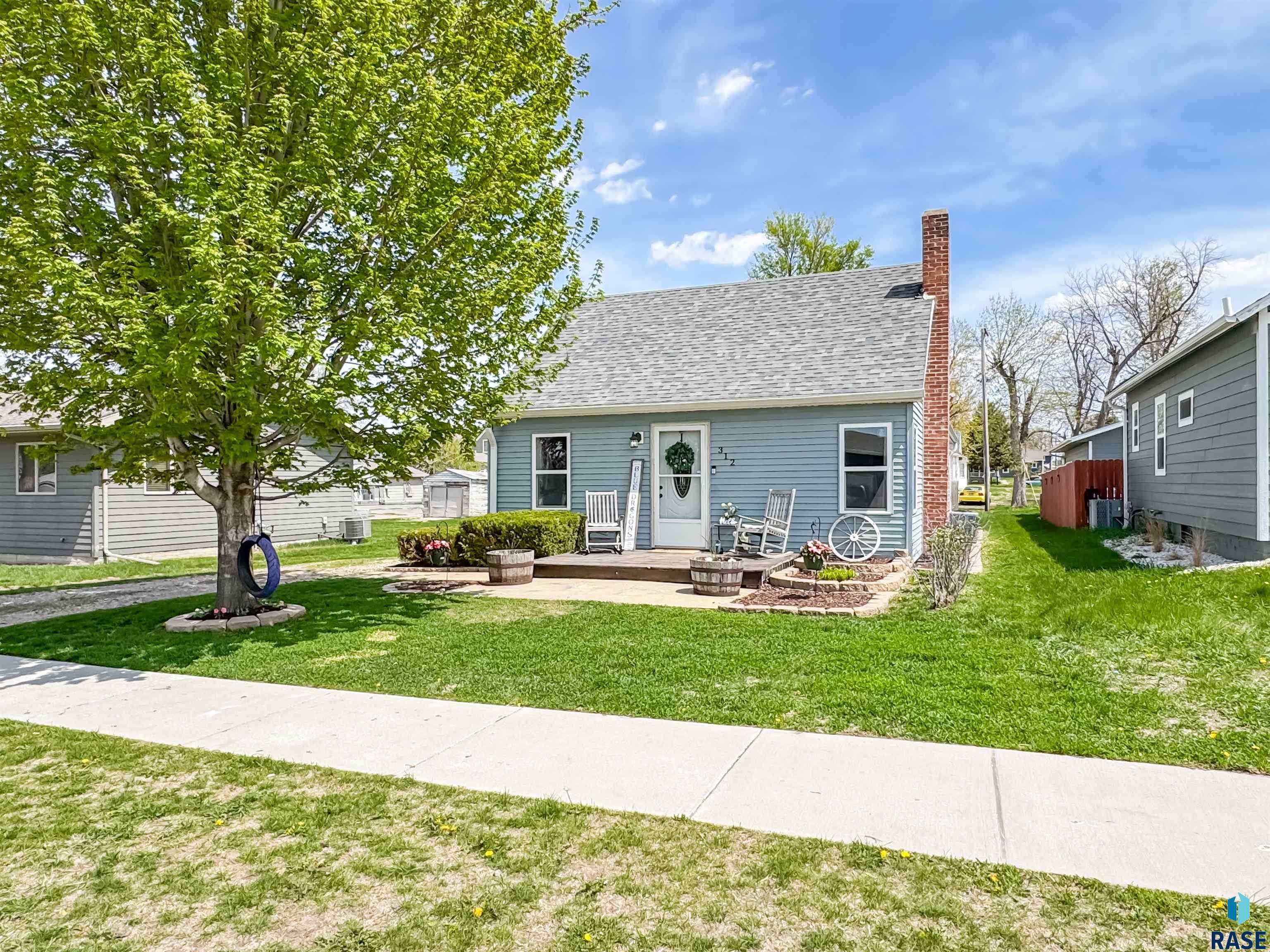 Garretson, SD 57030,312 Granite Ave