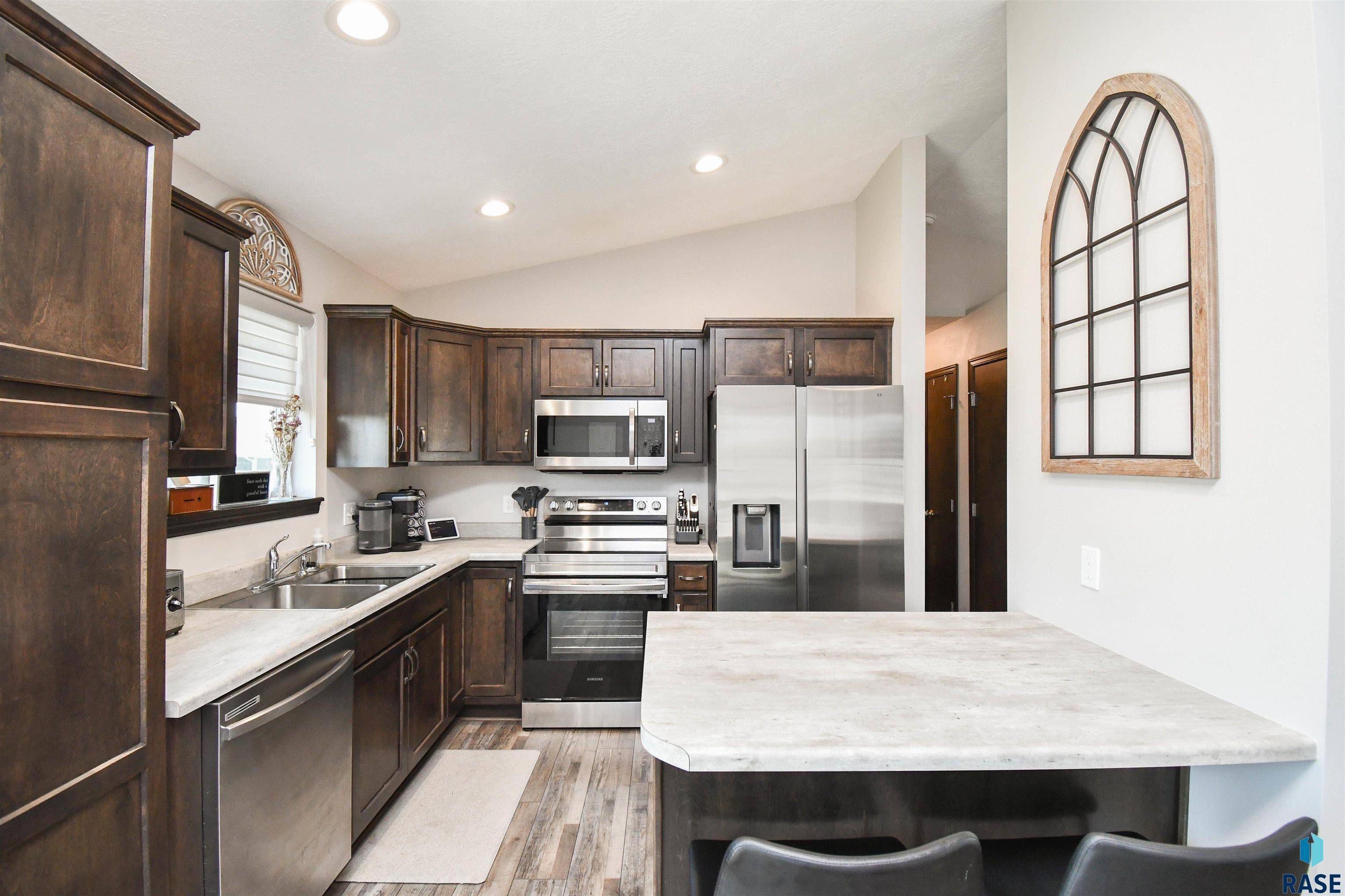 Sioux Falls, SD 57106,9425 W Liam St