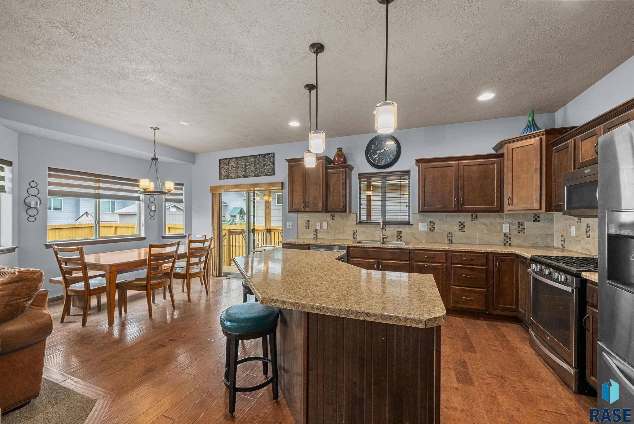Sioux Falls, SD 57106,1304 S Thecla Ave