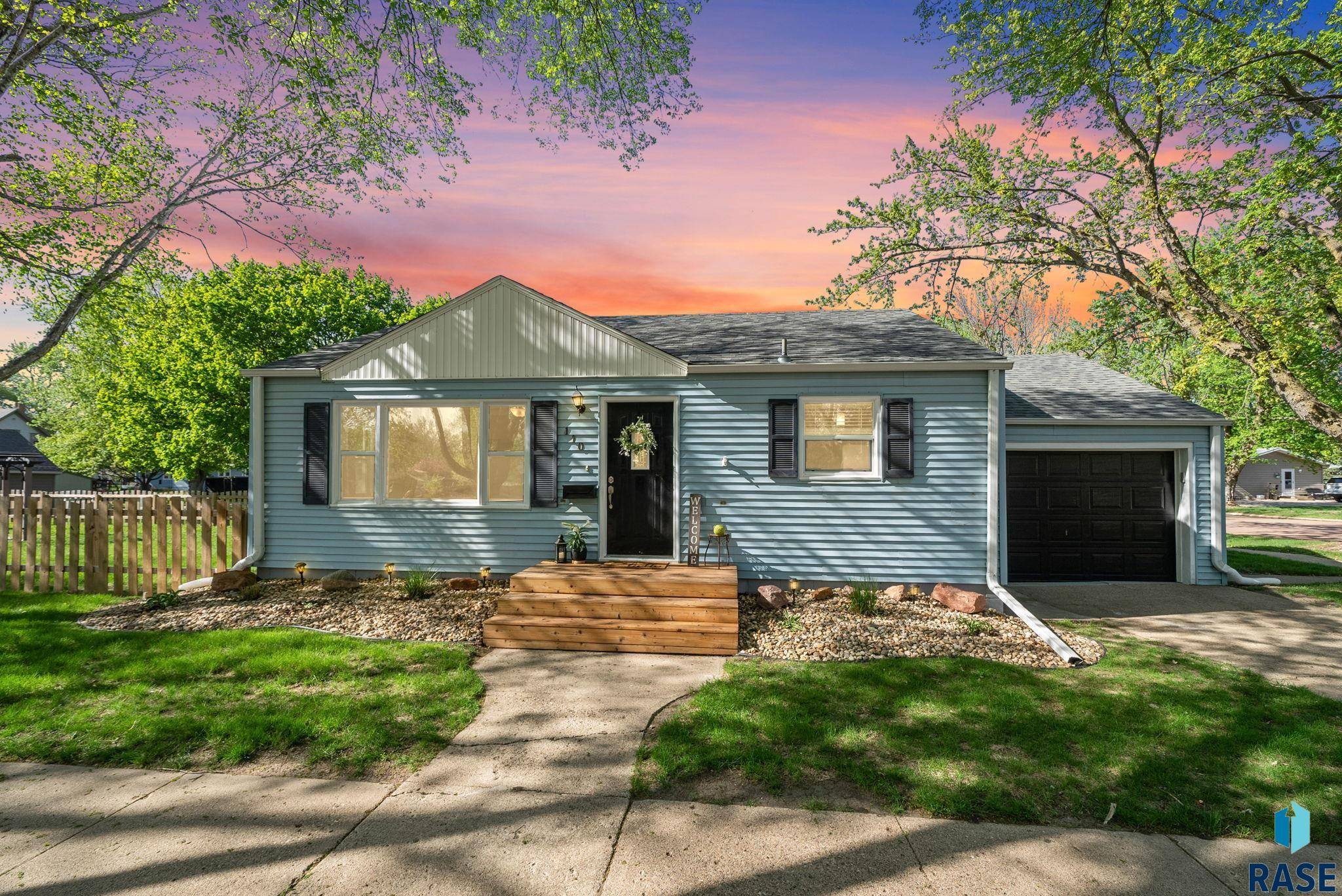 Beresford, SD 57004,110 E Maple St