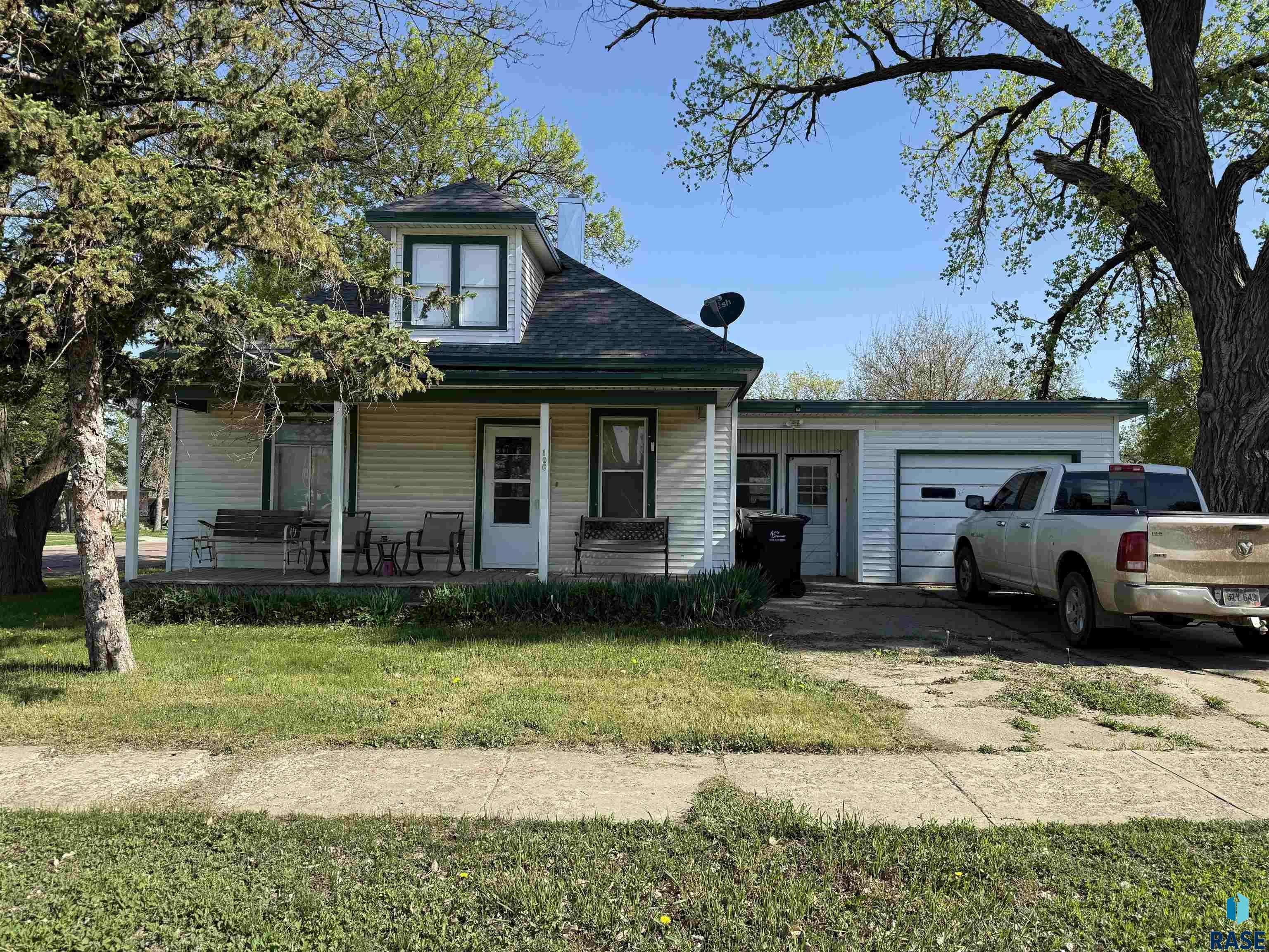 Marion, SD 57043,100 E State St