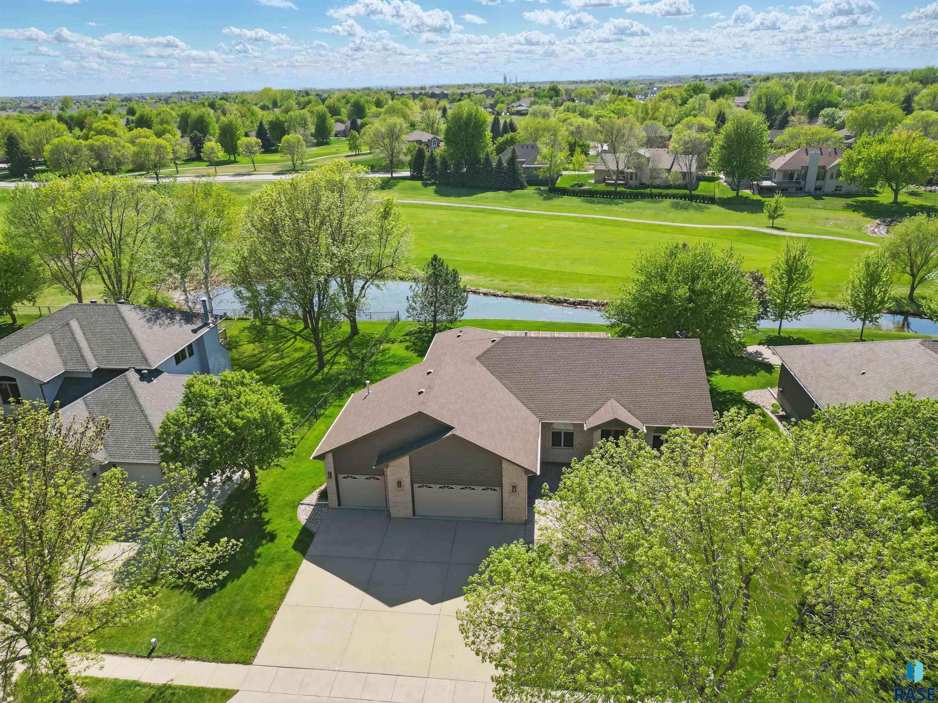 Sioux Falls, SD 57108,5709 S Tomar Rd