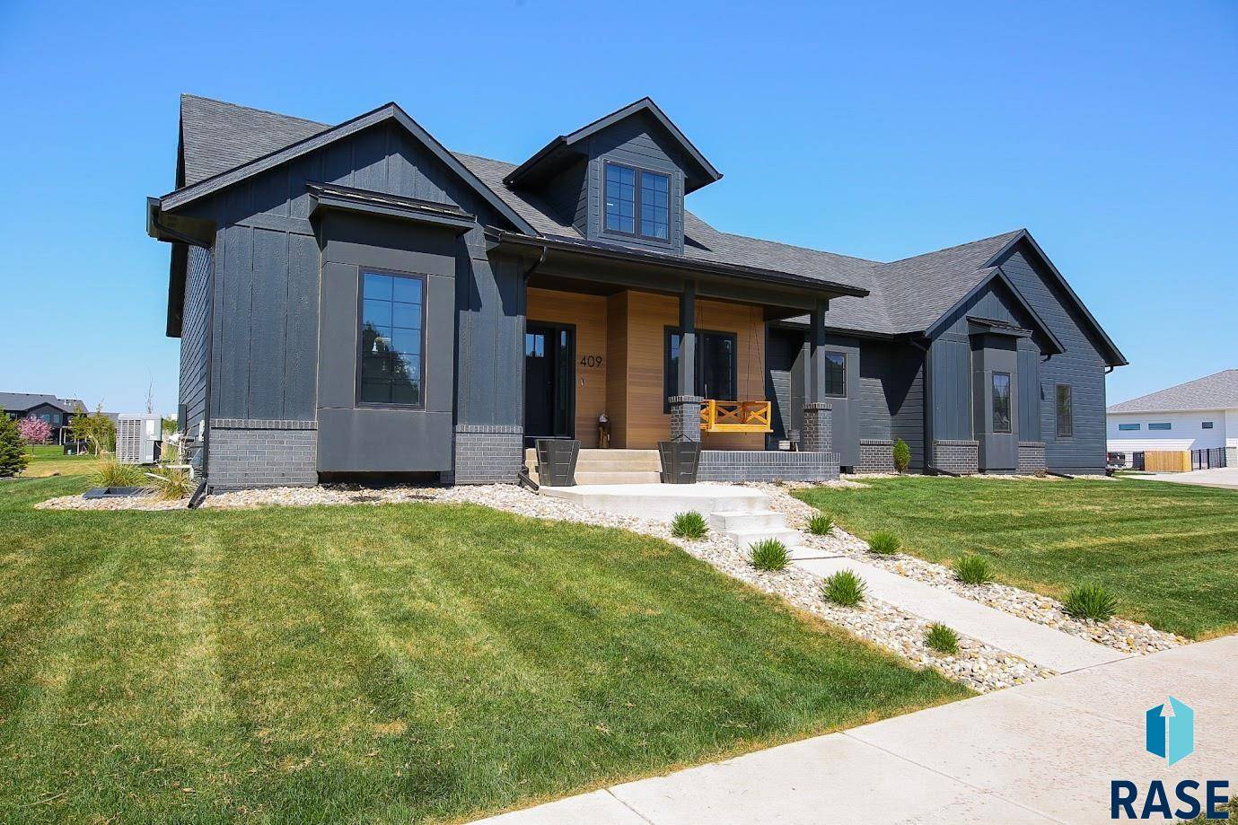 Sioux Falls, SD 57110,409 N Piper Dr