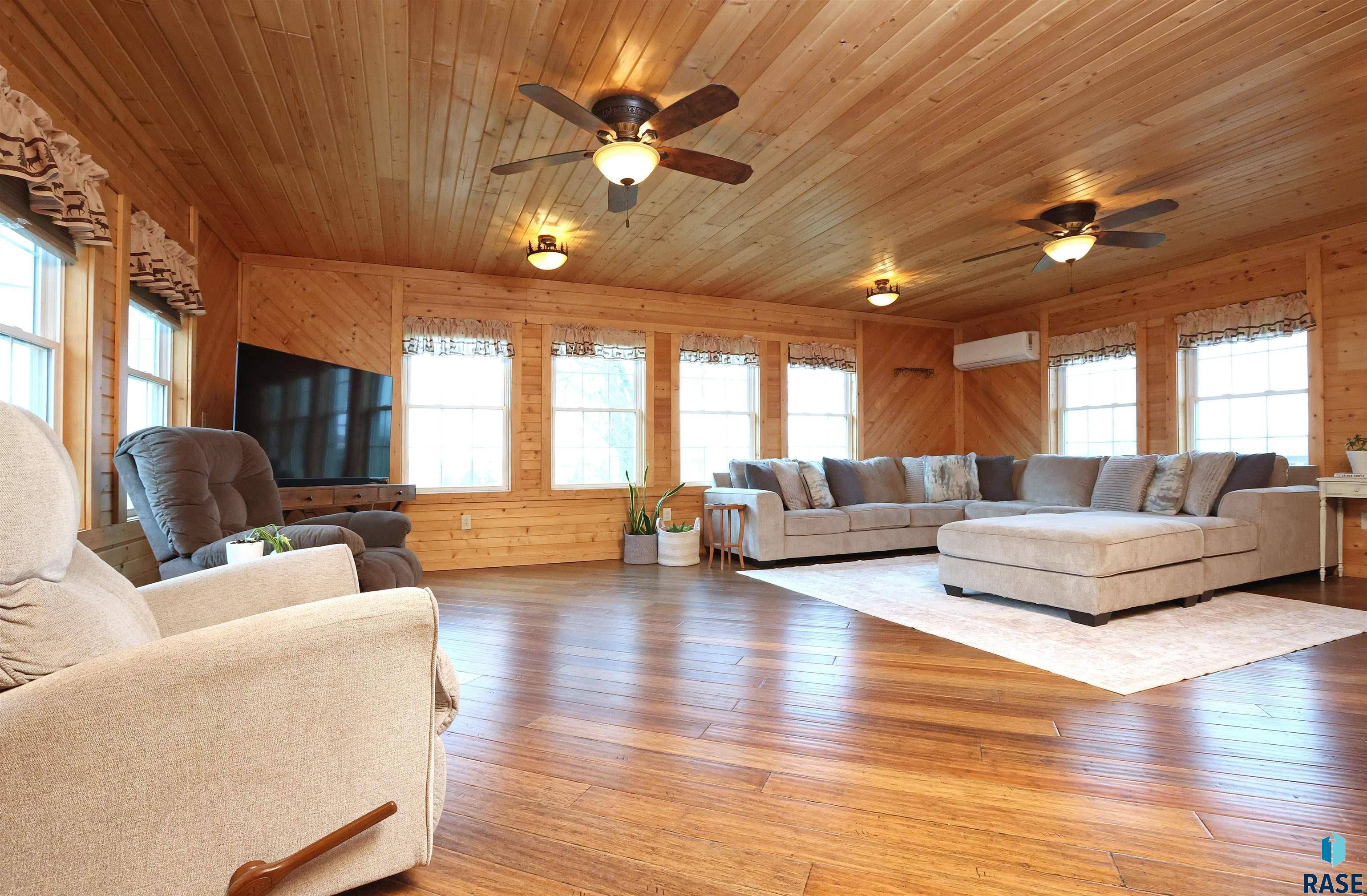 Egan, SD 57024,47743 233A St
