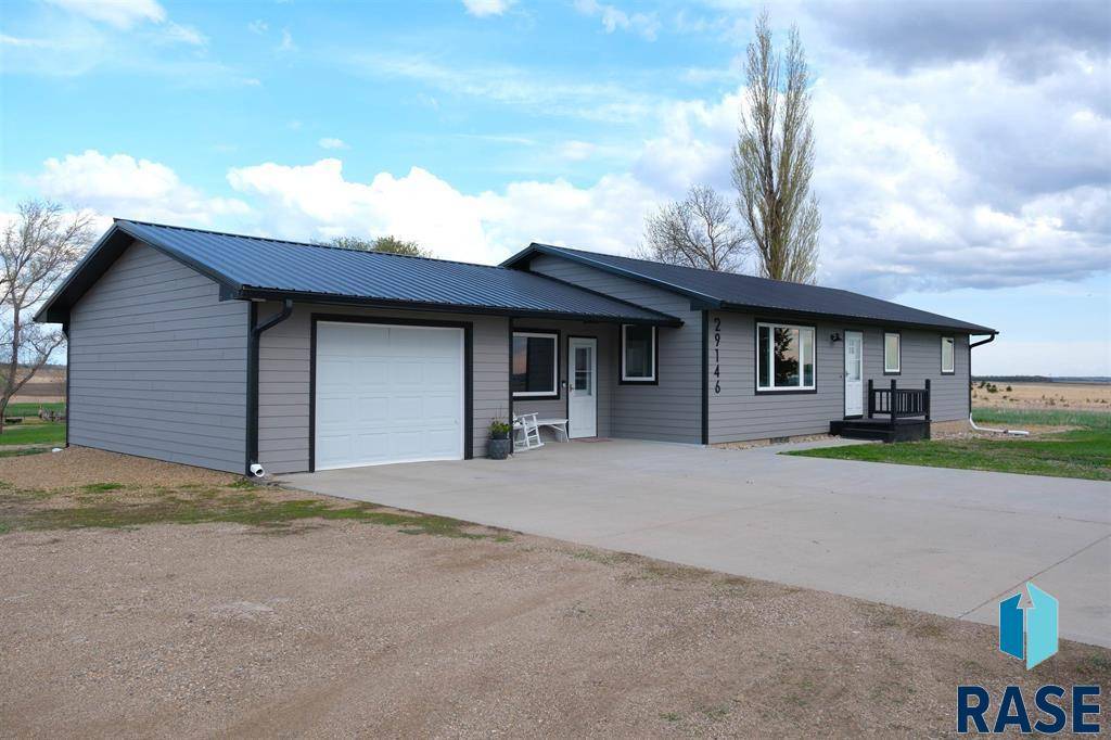 Menno, SD 57045,29146 US Hwy 81