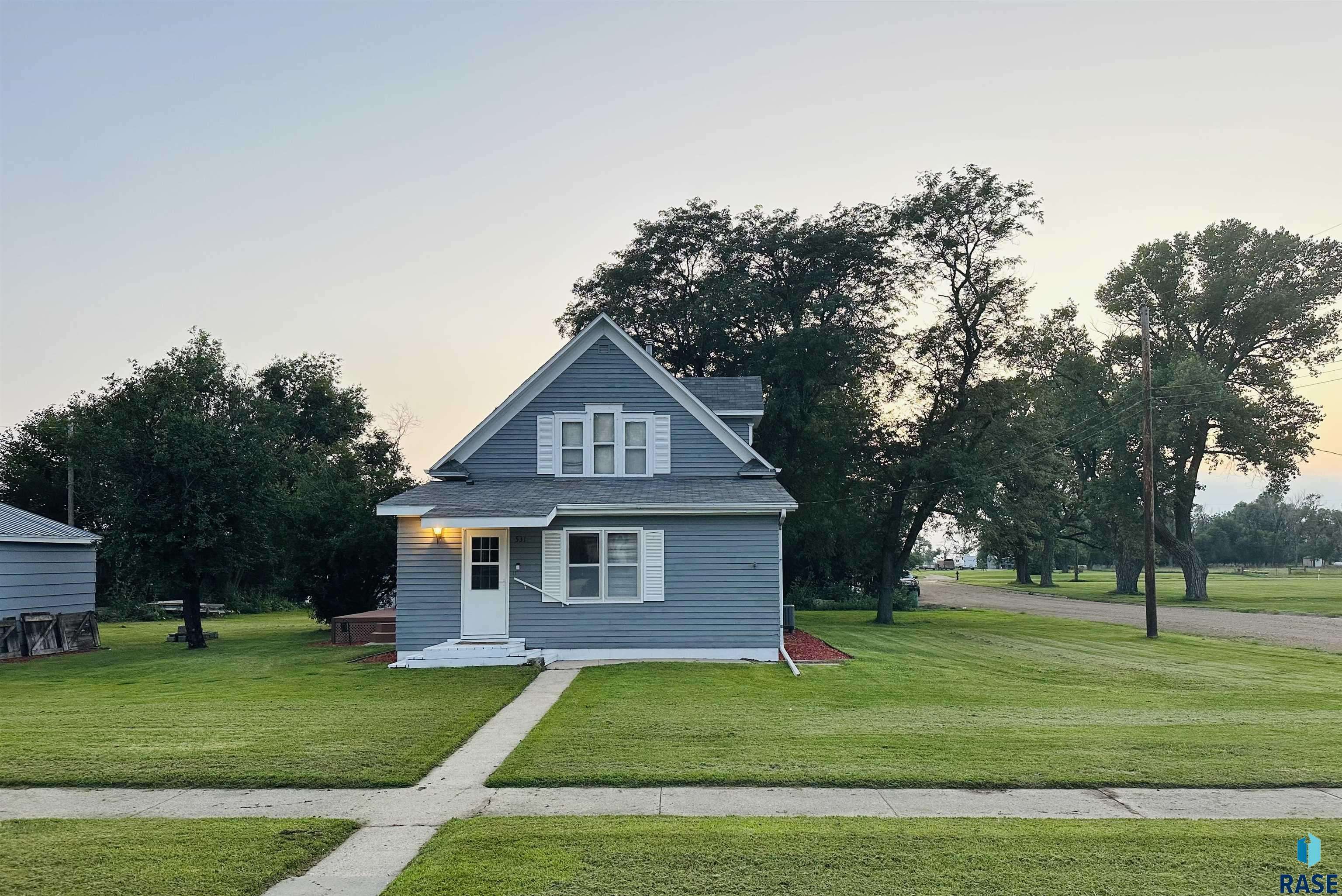 Salem, SD 57058,531 N Adams St