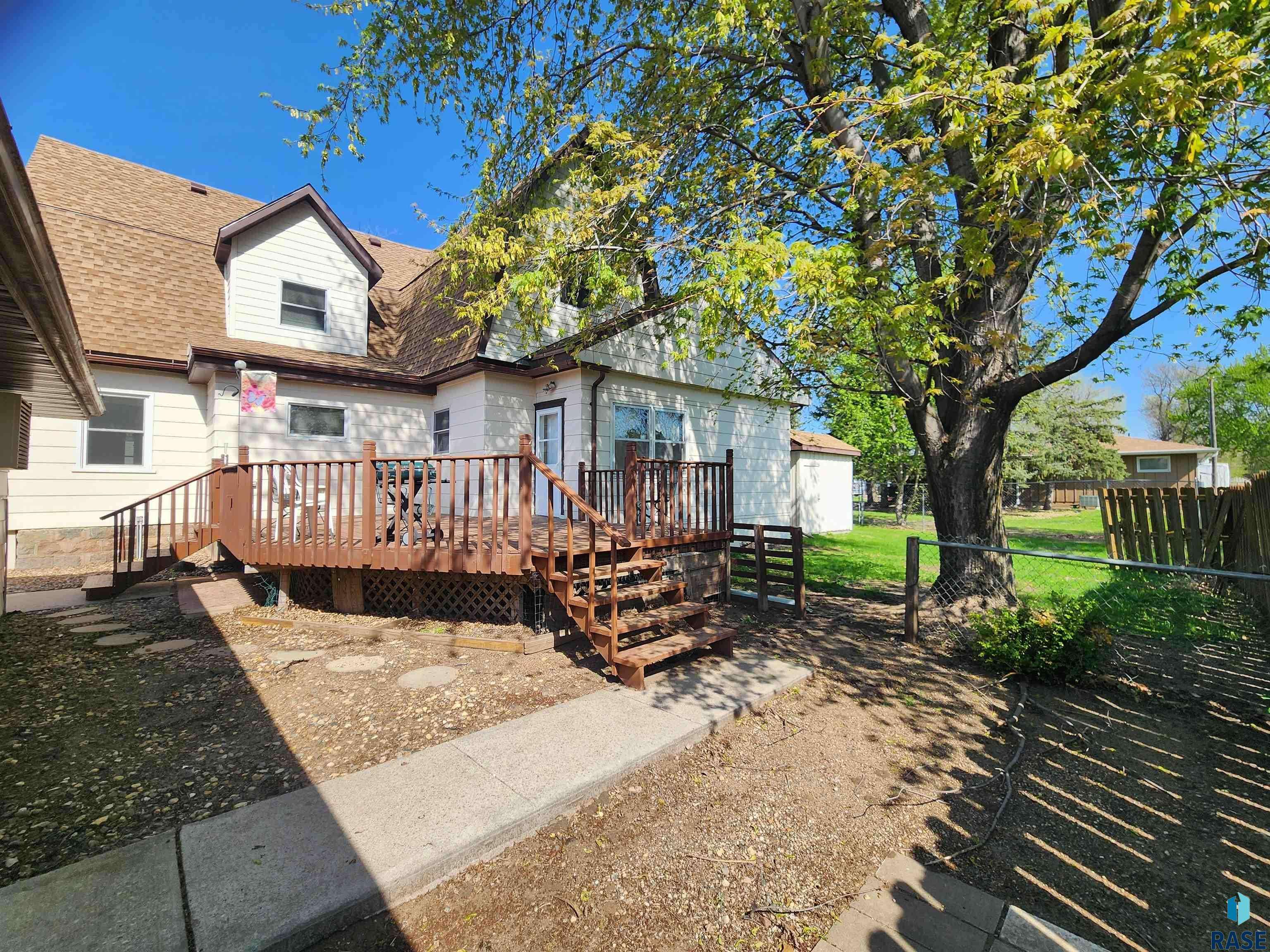 Salem, SD 57058,220 E Lincoln Ave