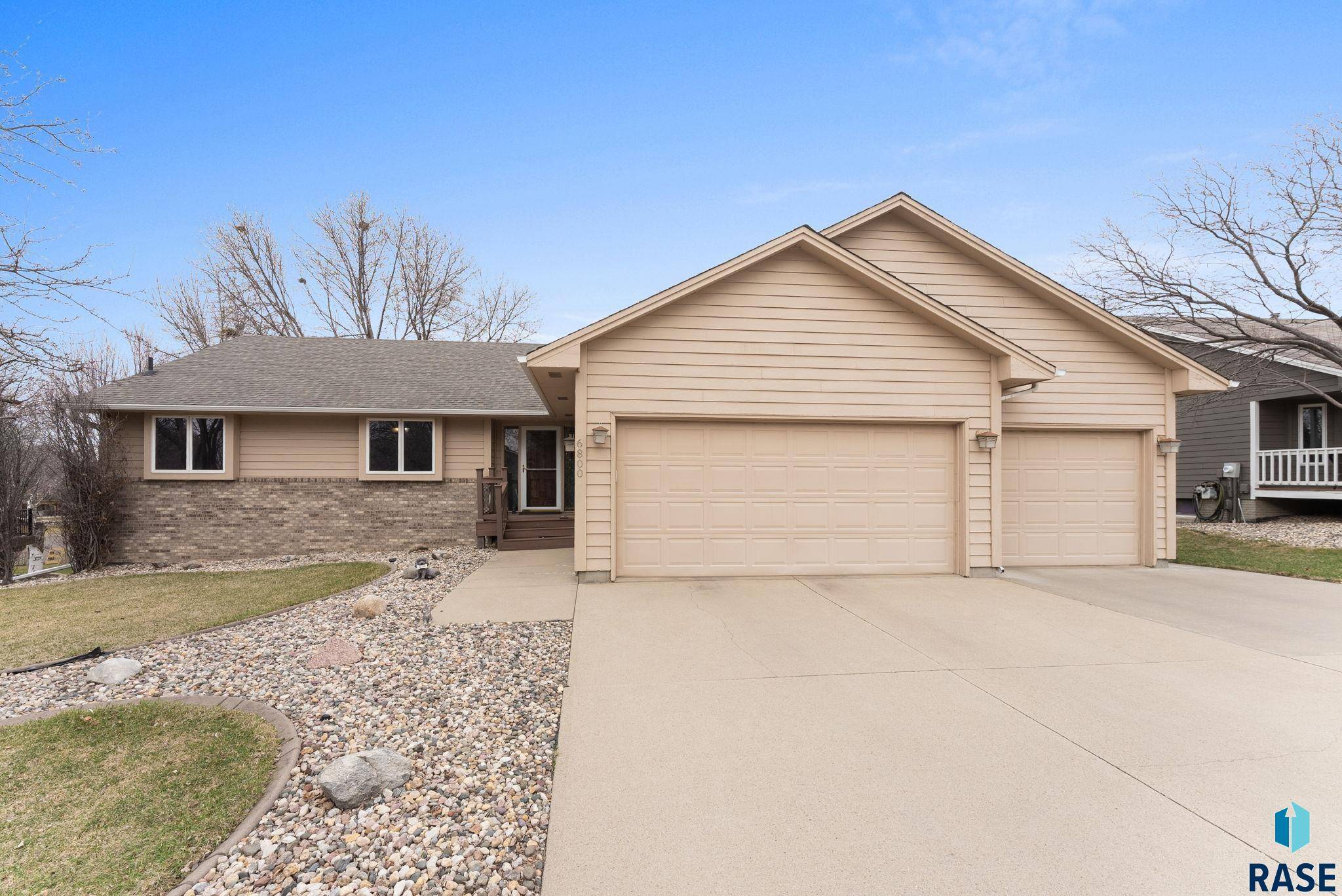 Sioux Falls, SD 57106,6800 W Westminster Dr