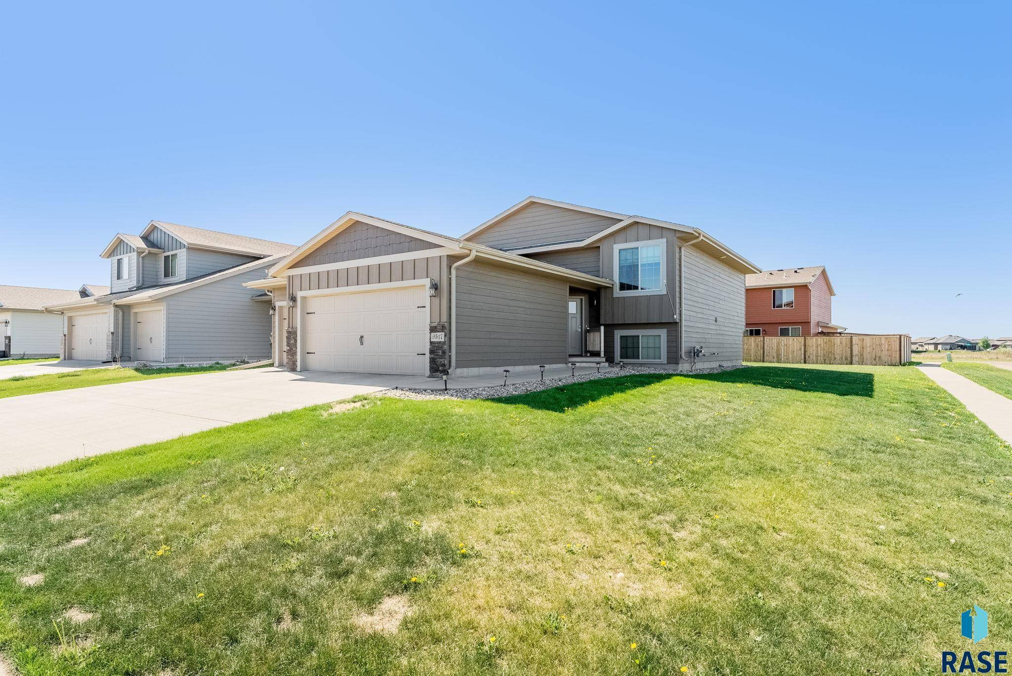 Sioux Falls, SD 57106,9517 W Liam St