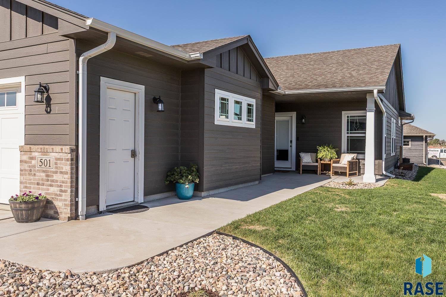Sioux Falls, SD 57106,501 S Mary Gene Ave