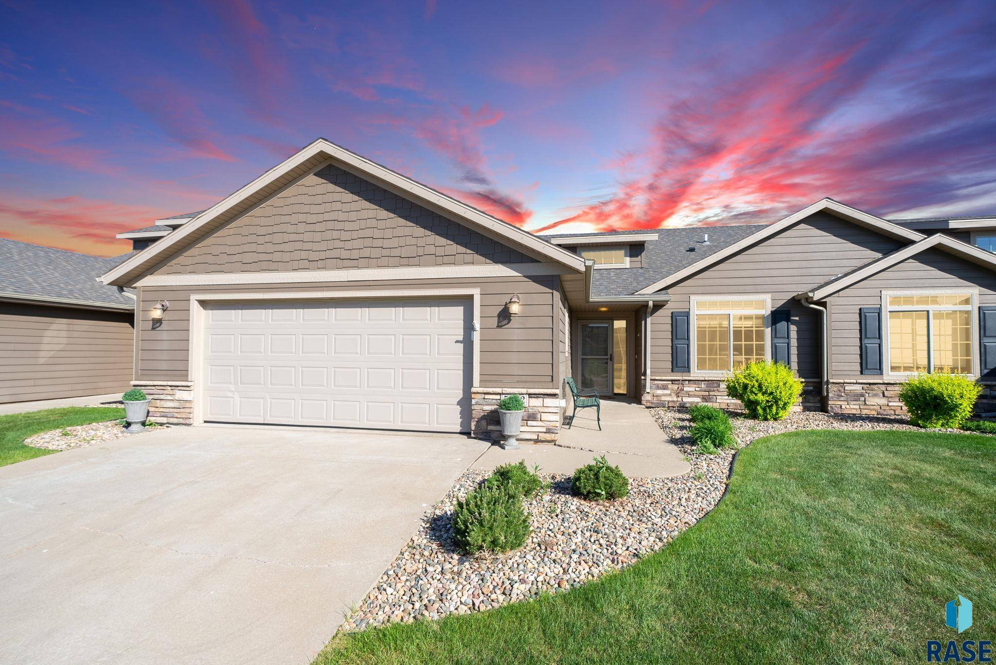 Sioux Falls, SD 57108,5702 S Tanner Ave