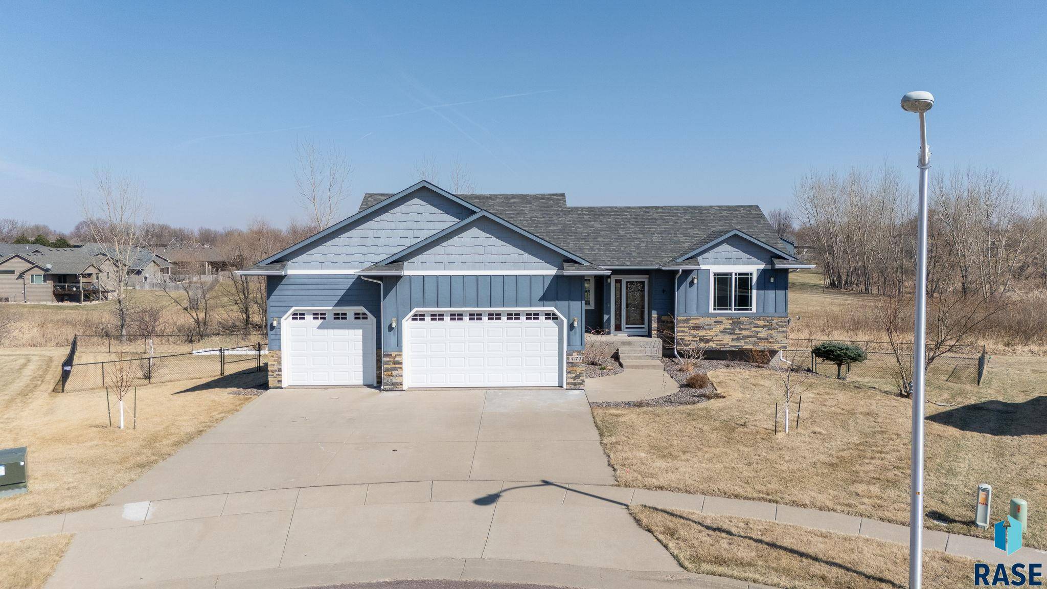 Sioux Falls, SD 57108,4200 W Mindy Cir