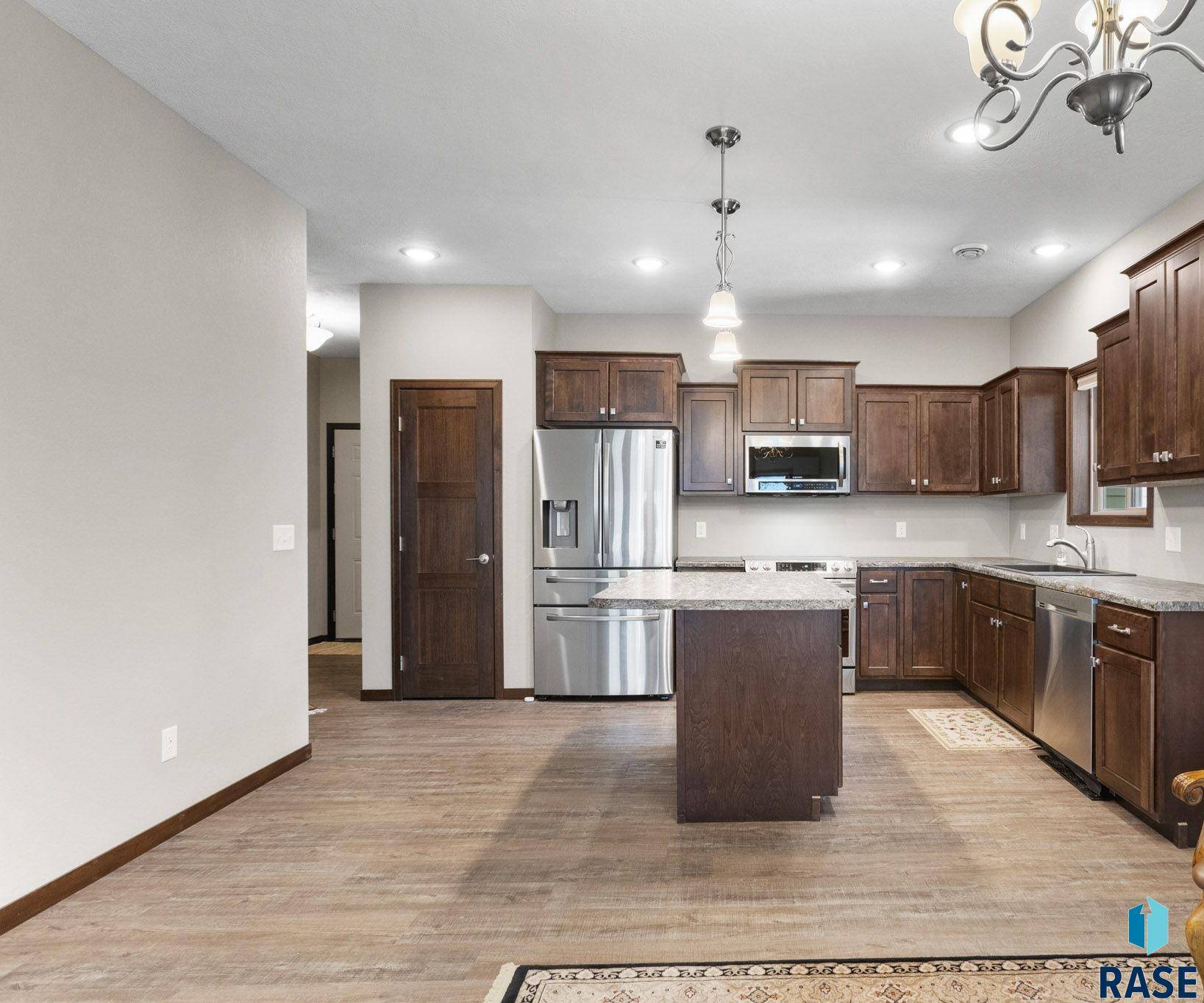 Sioux Falls, SD 57108,5416 S Eastwind Ave