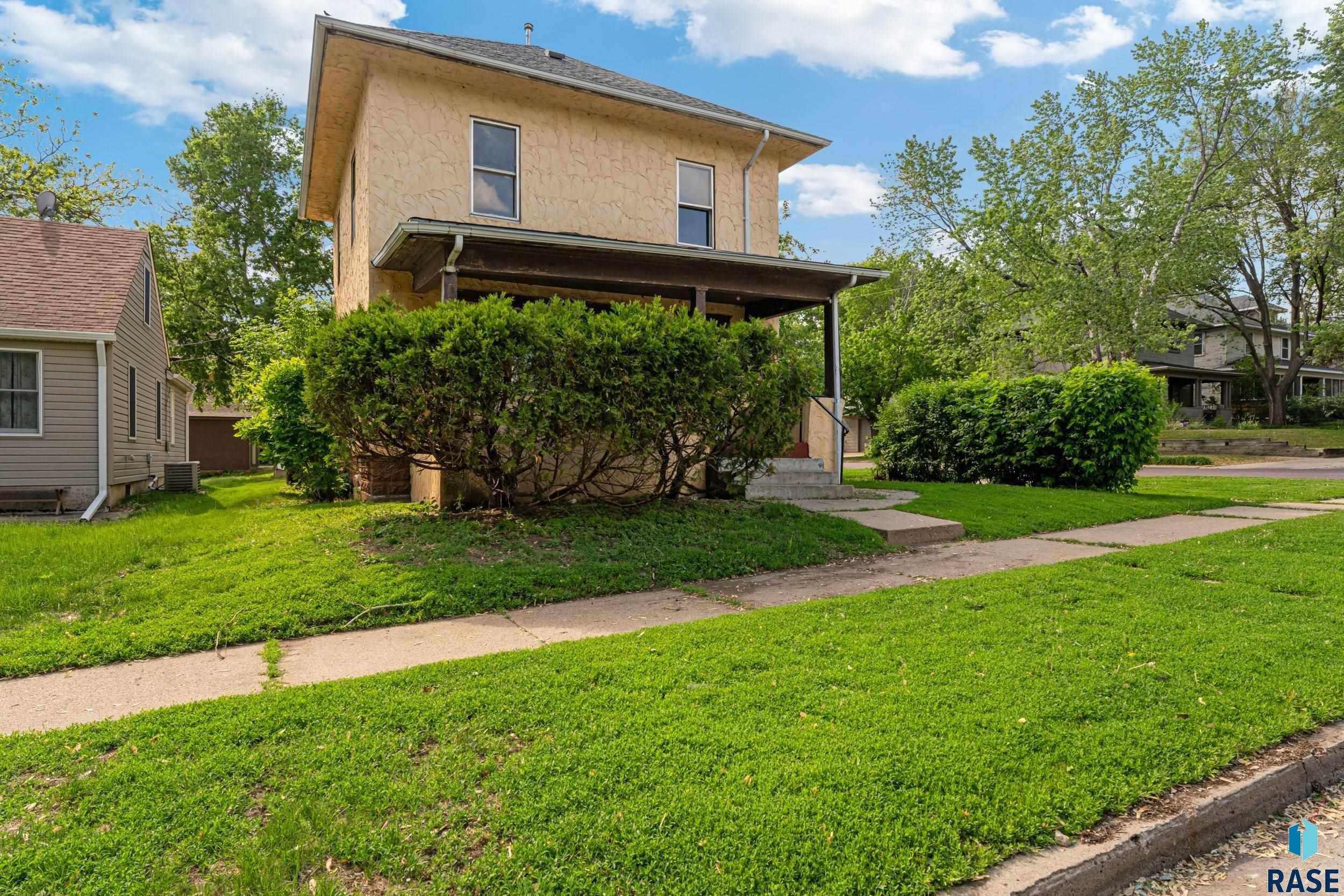 Sioux Falls, SD 57104,535 N Menlo Ave