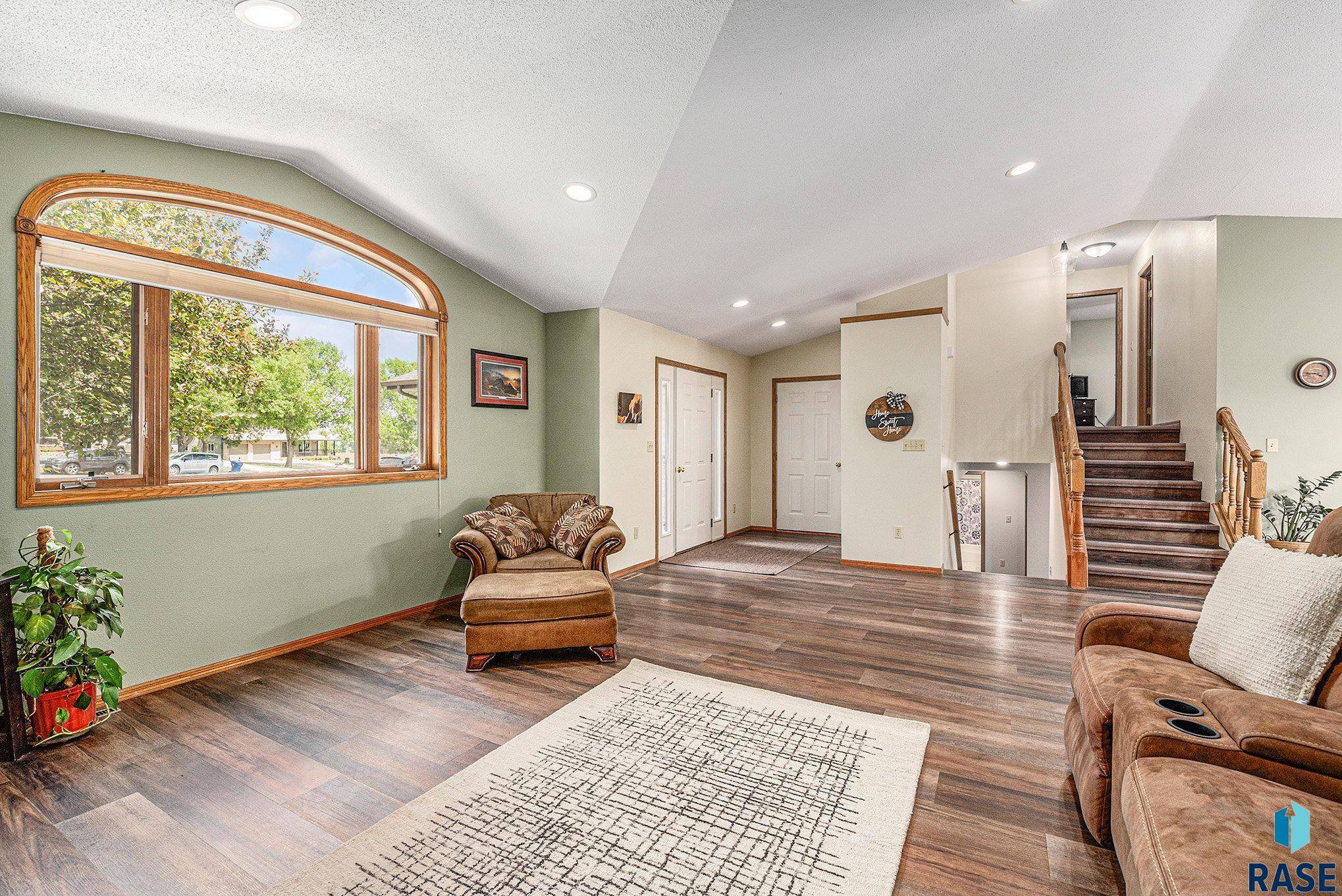 Madison, SD 57042,417 Cedar Ct