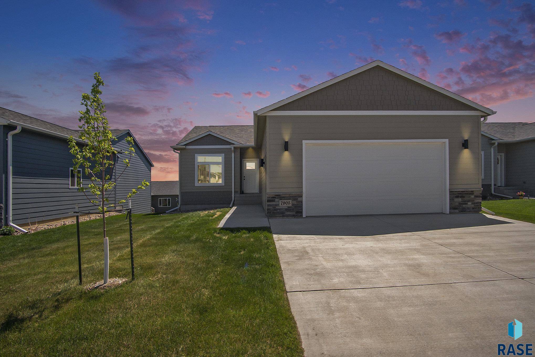 Sioux Falls, SD 57110,7905 E 44th St