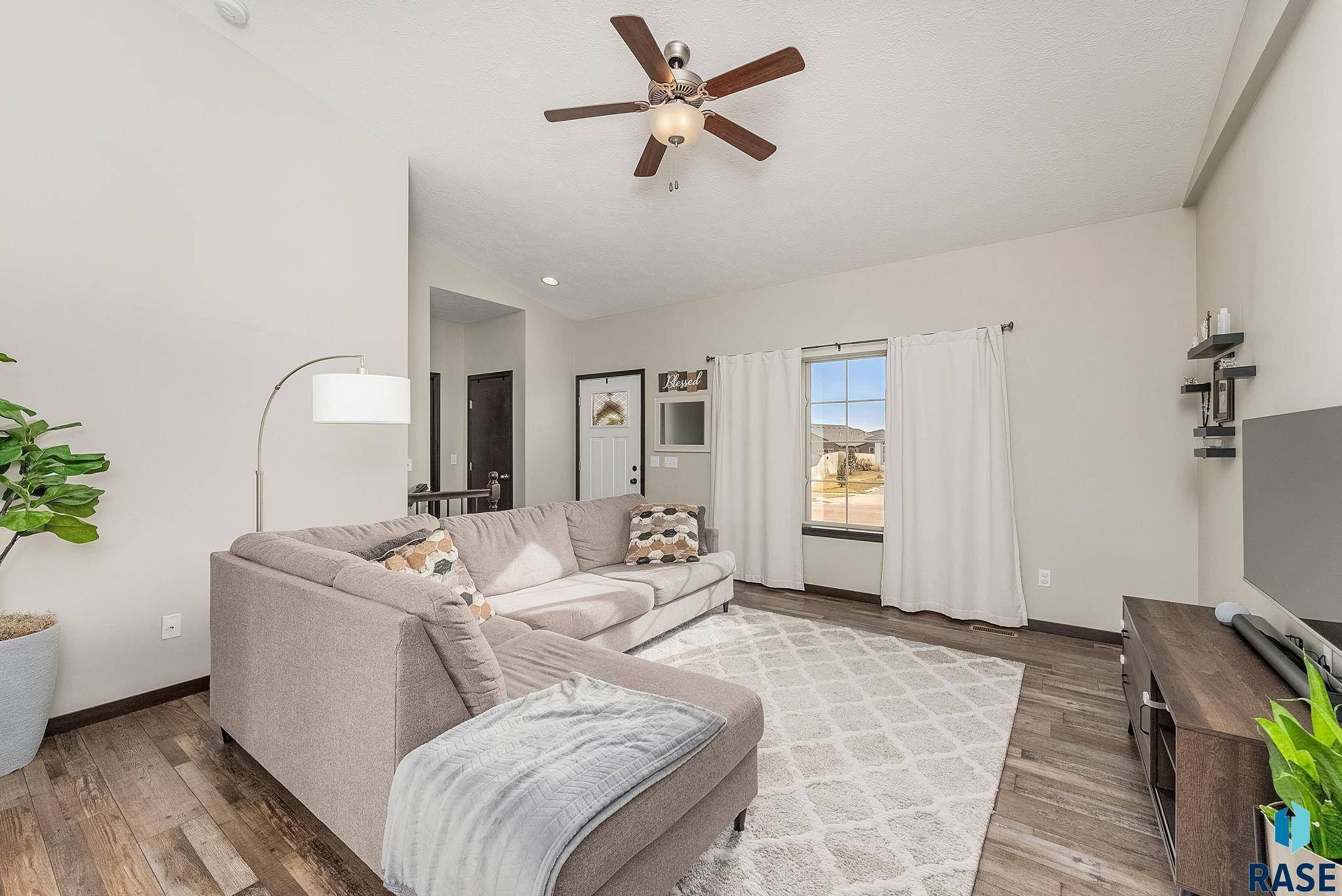 Sioux Falls, SD 57106,9500 W Richie Cir