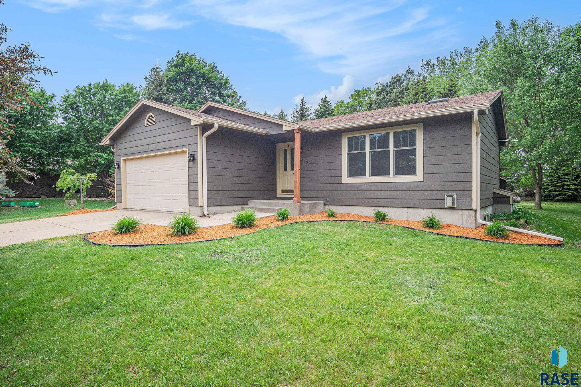 Sioux Falls, SD 57108,27033 Revillo Pl