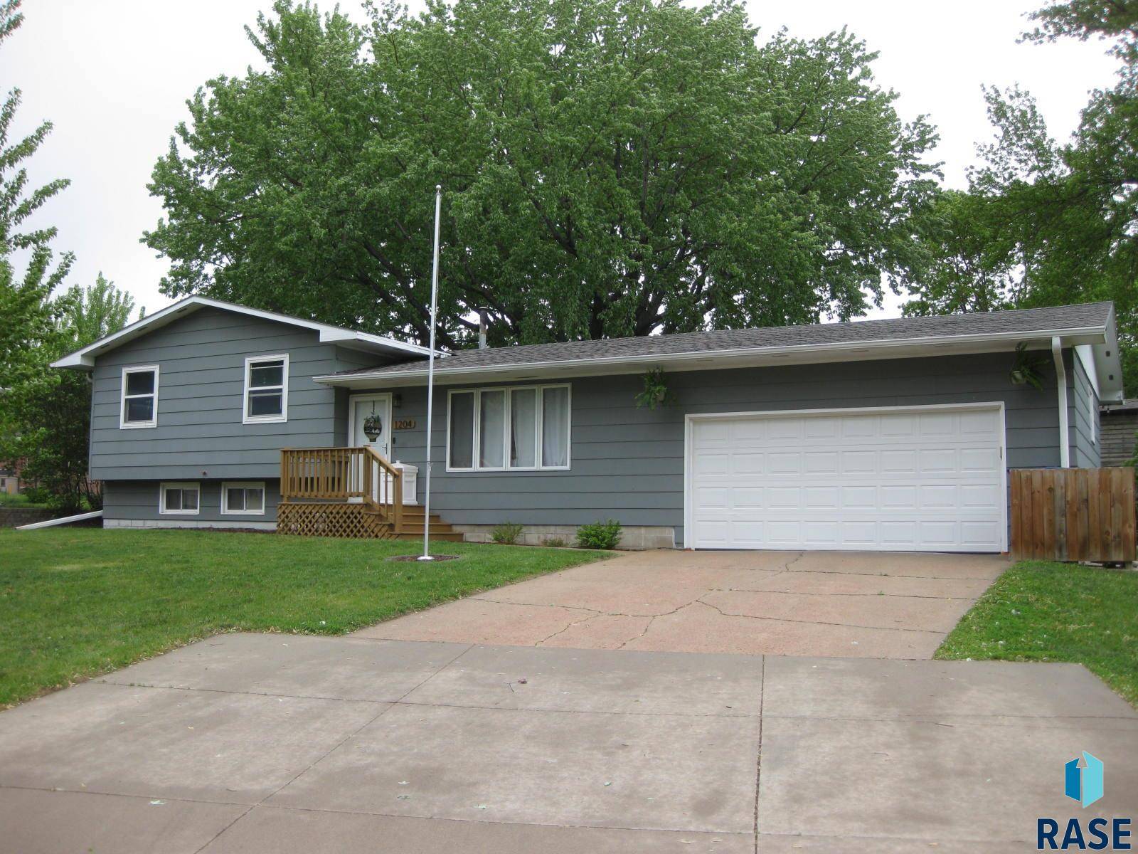 Dell Rapids, SD 57022,1204 State Ave