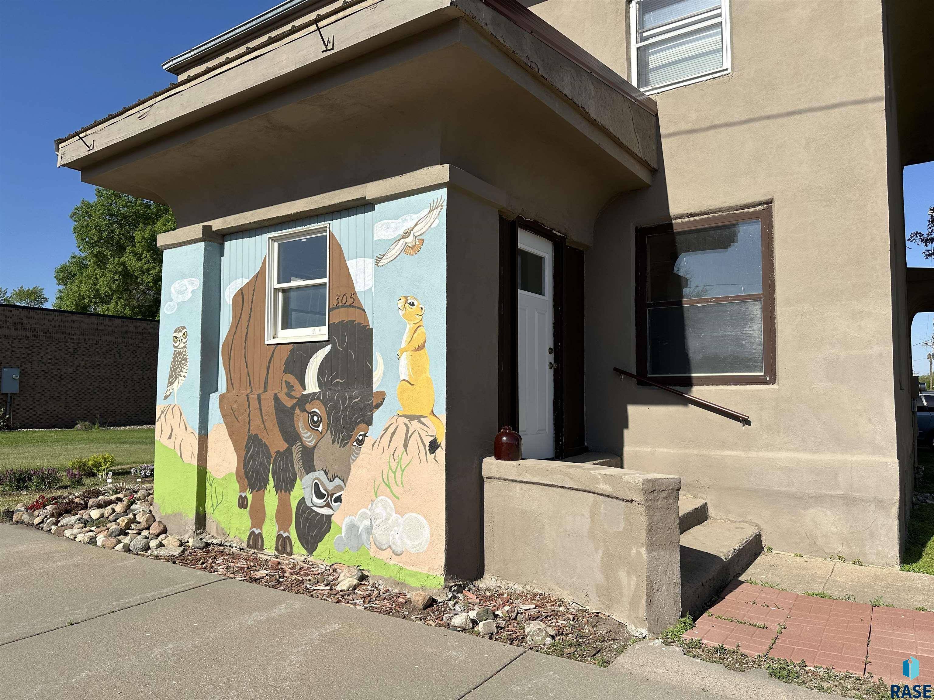 Menno, SD 57045,305 S 5th St