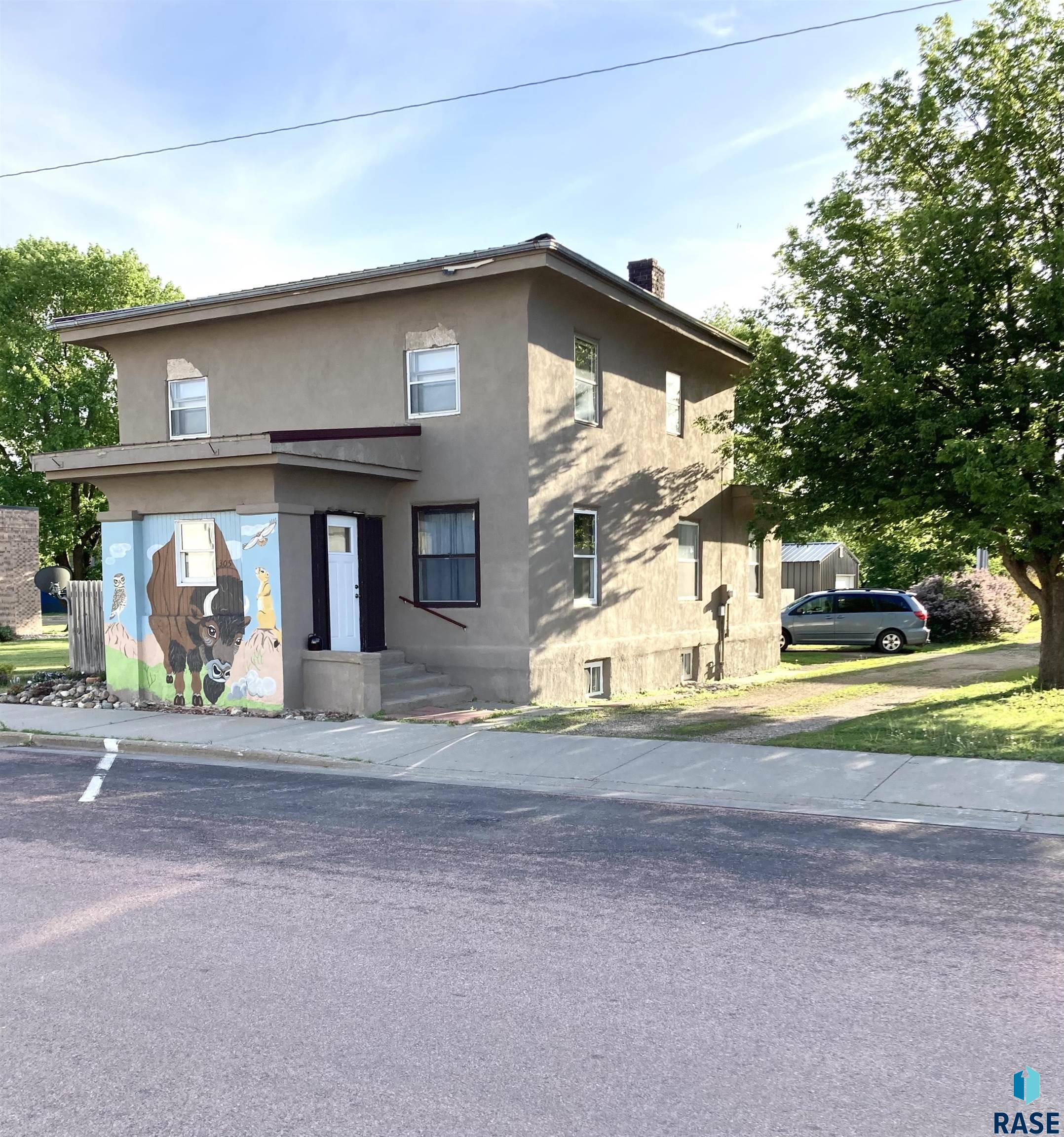 Menno, SD 57045,305 S 5th St