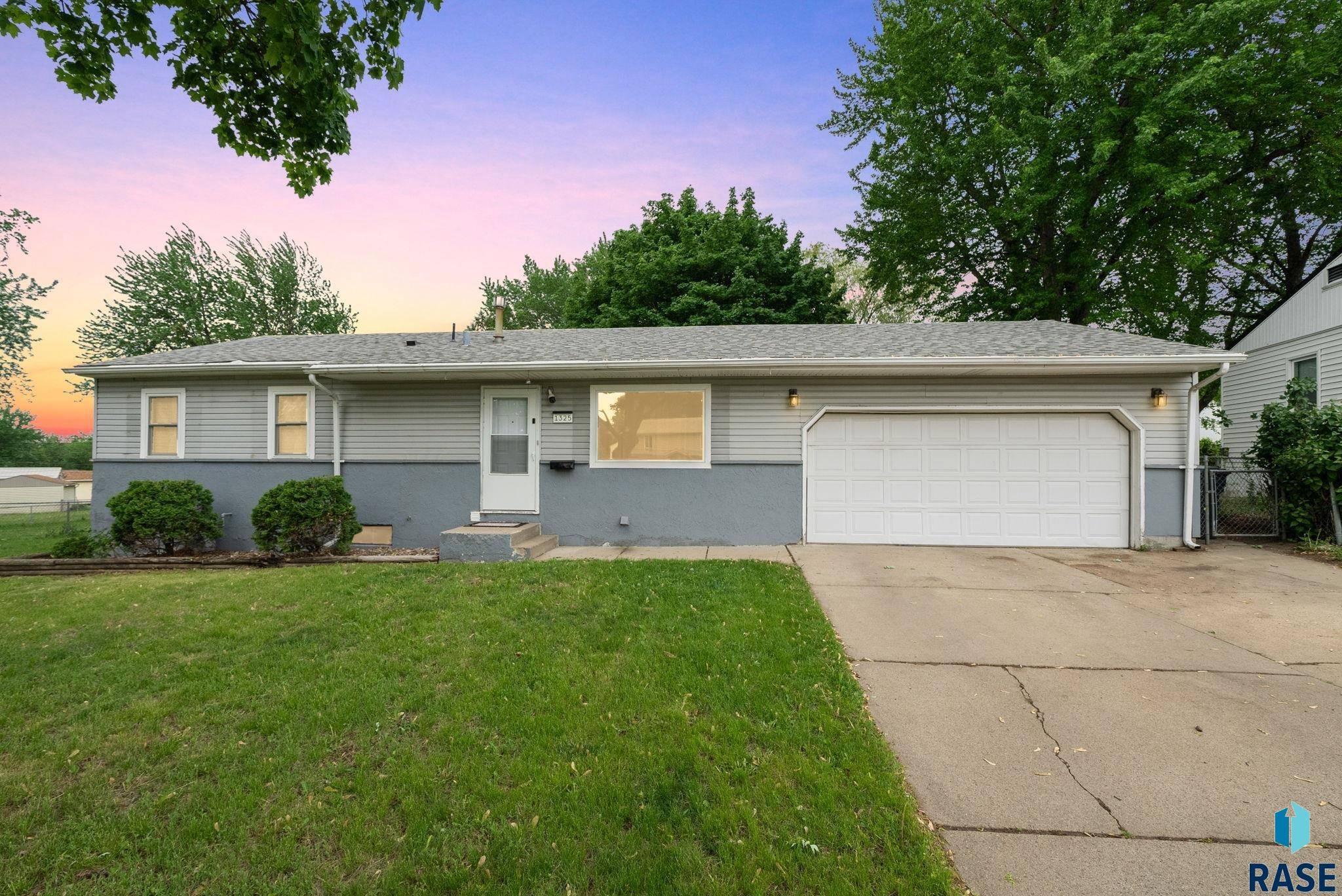 Sioux Falls, SD 57103-3538,1325 S Annway Dr
