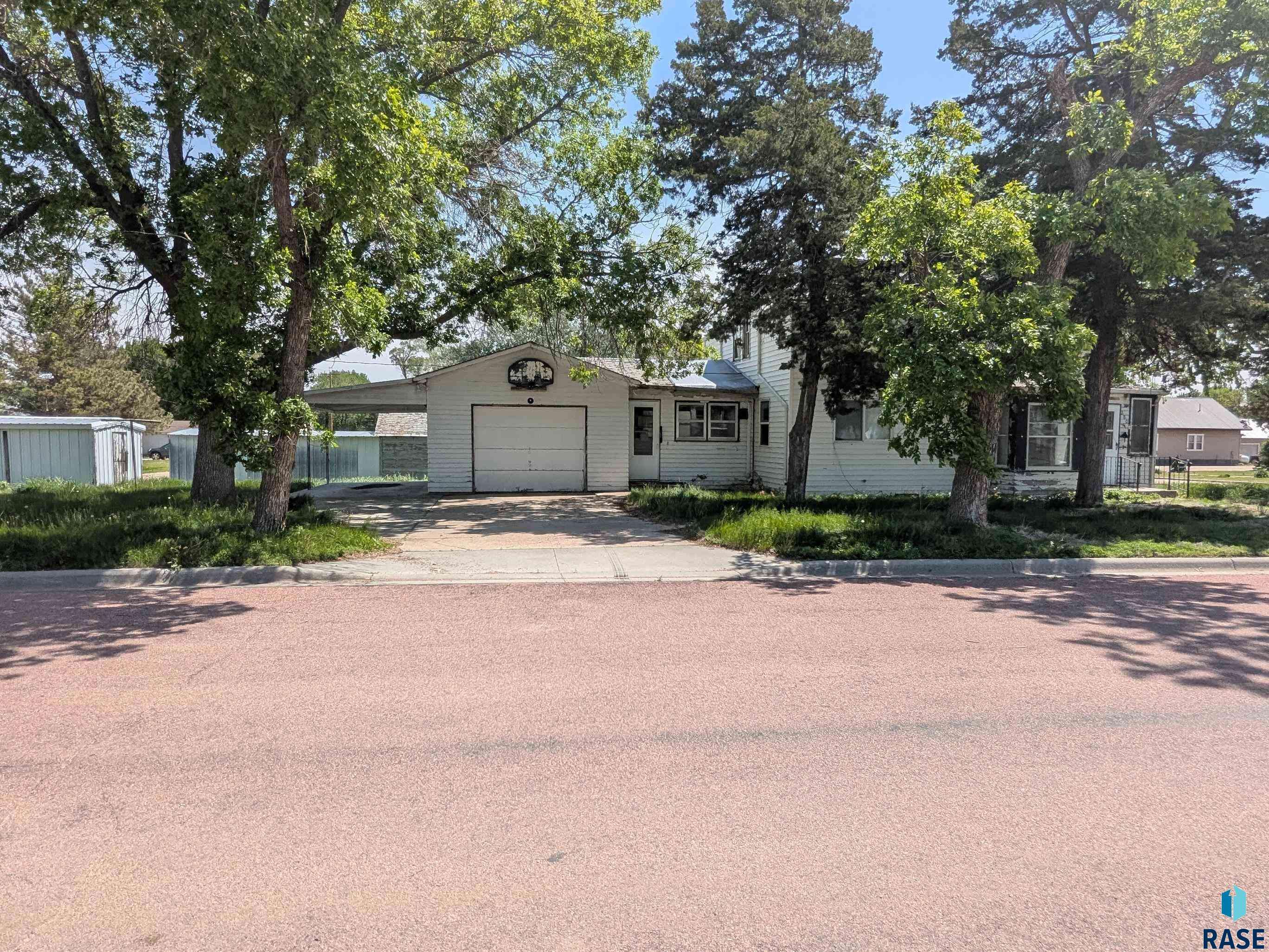 Corsica, SD 57328,280 S Dakota Ave