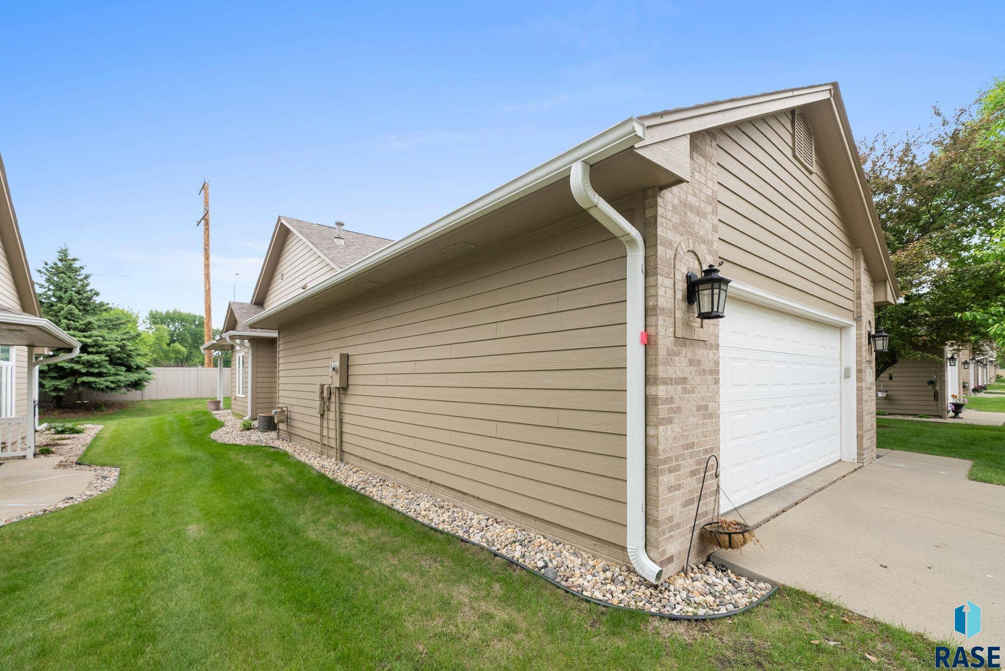 Sioux Falls, SD 57108,7200 S Hoffman Pl