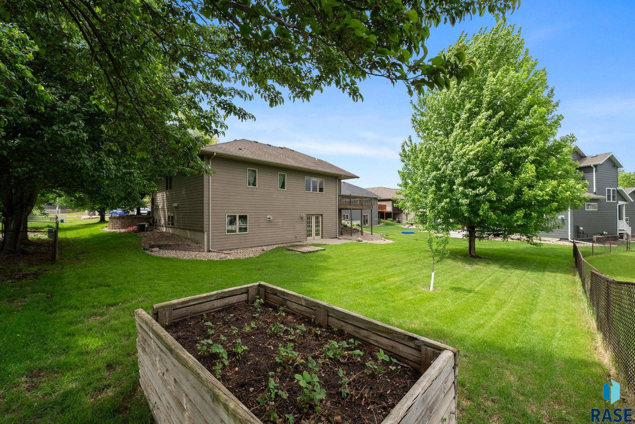 Sioux Falls, SD 57108,5516 S Tierney Pl