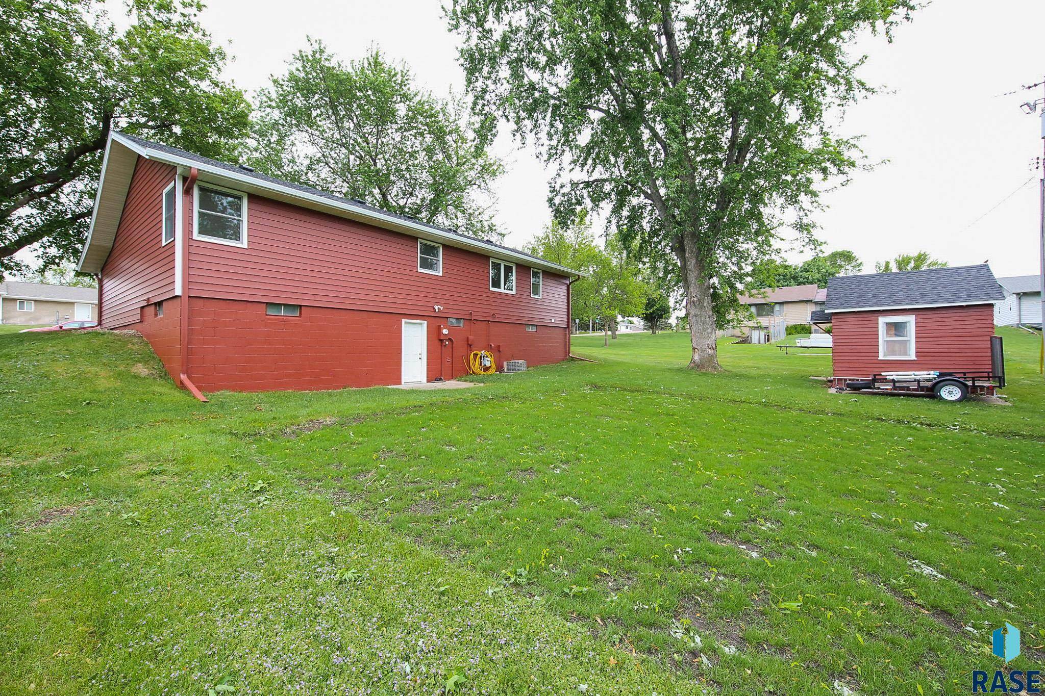Garretson, SD 57030,109 N Frank Ave