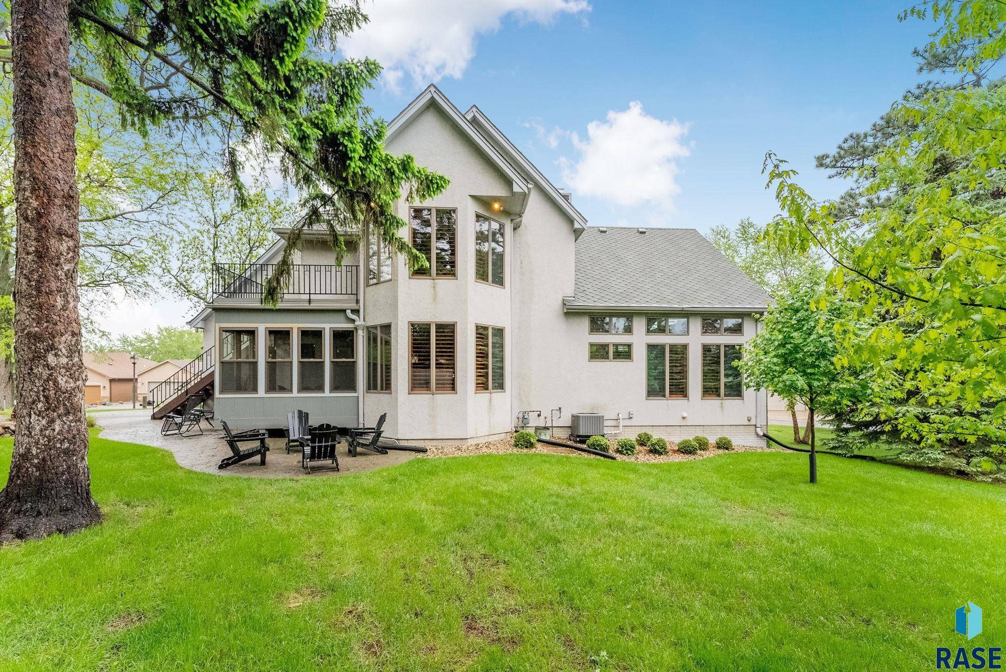 Sioux Falls, SD 57105,2502 S Big Timber Pl