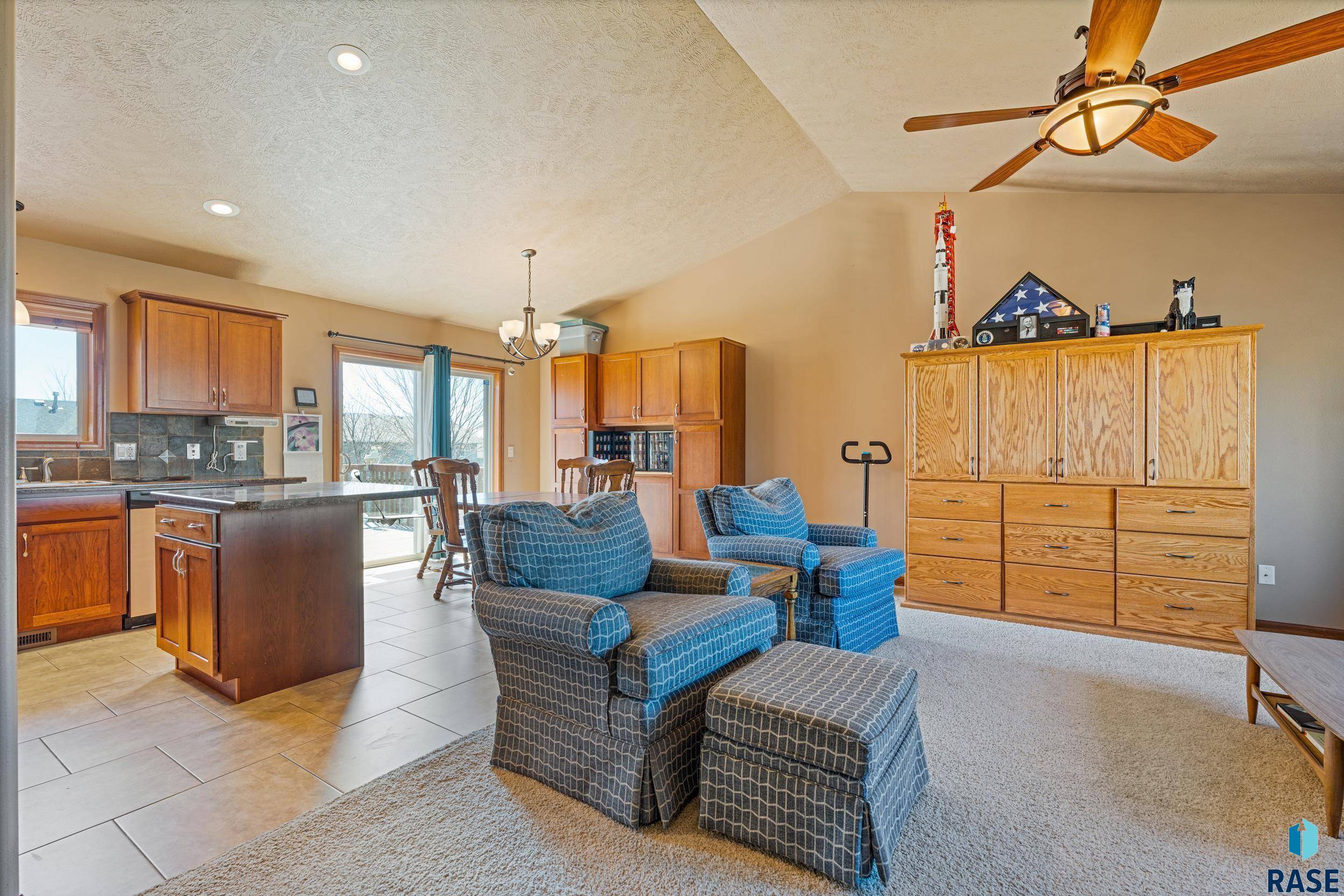 Sioux Falls, SD 57106,7005 W 65th St