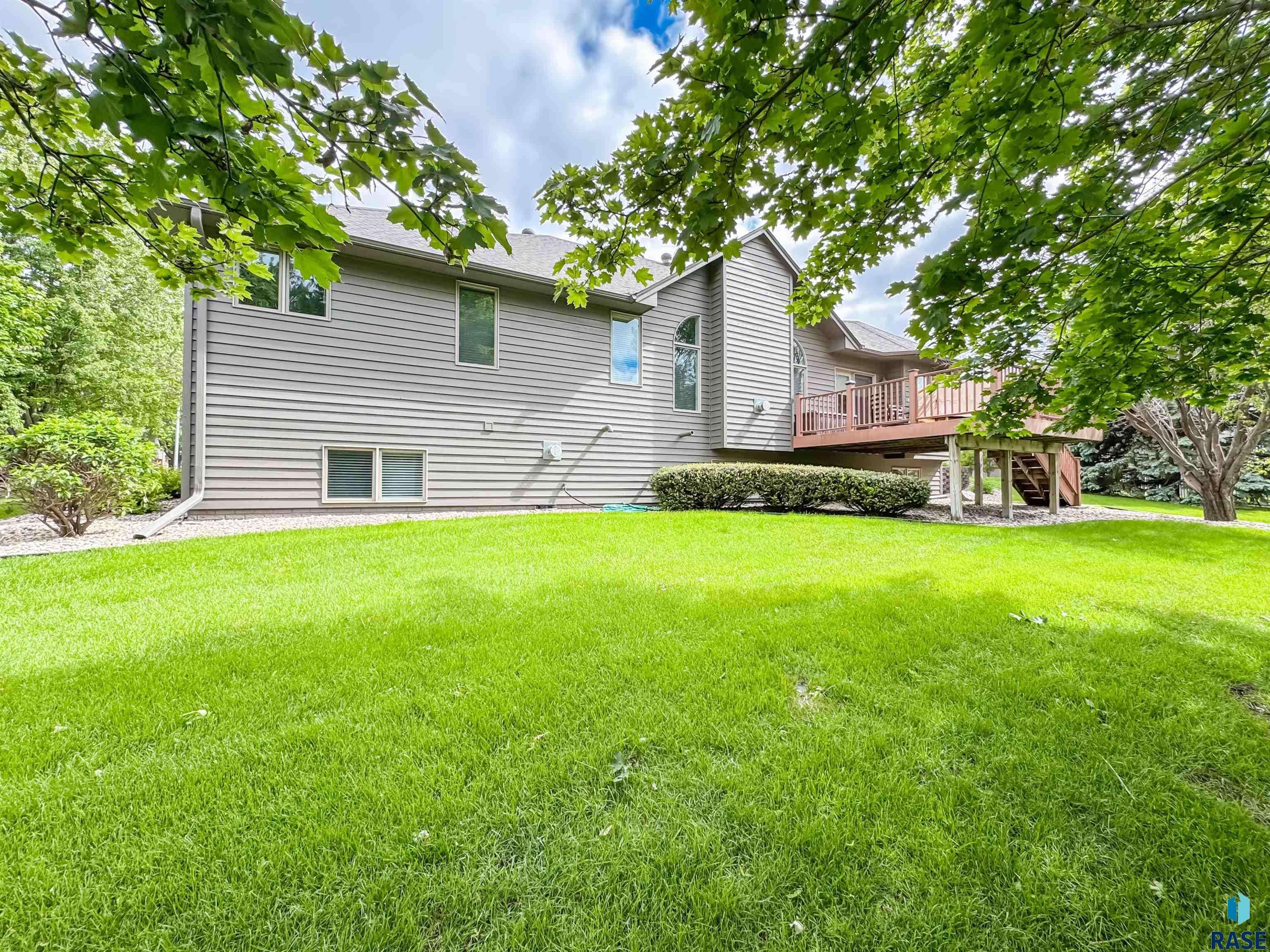 Sioux Falls, SD 57108,108 W Hazeltine Ln