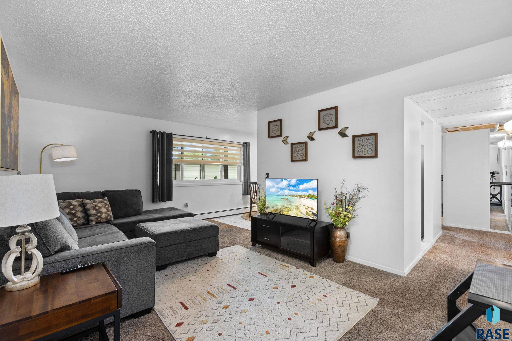 Sioux Falls, SD 57106,3552 S Gateway Blvd #102