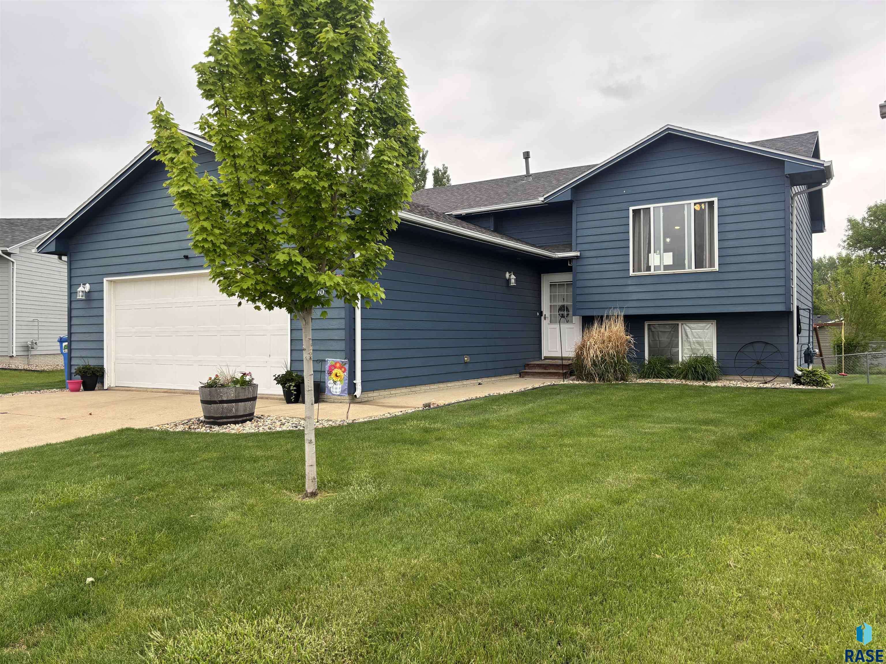Sioux Falls, SD 57106,8000 W 44th St