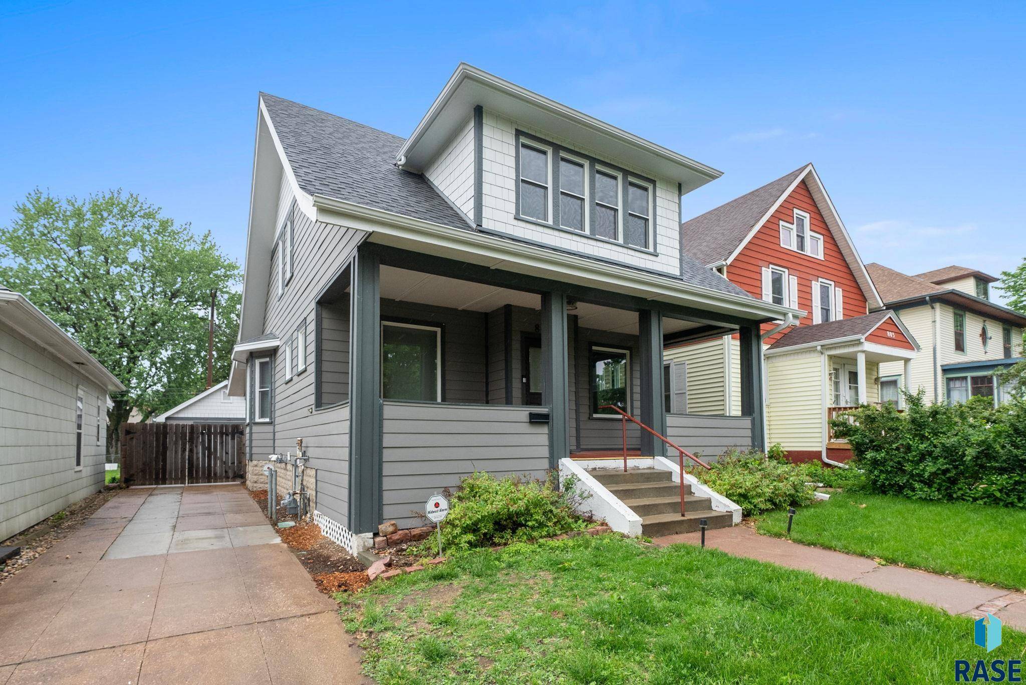 Sioux Falls, SD 57104,809 S Duluth Ave