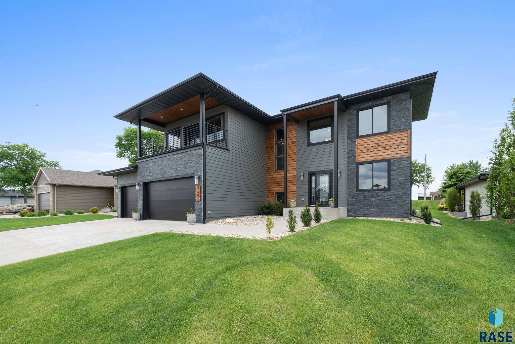Sioux Falls, SD 57107,9501 Kingfisher Dr