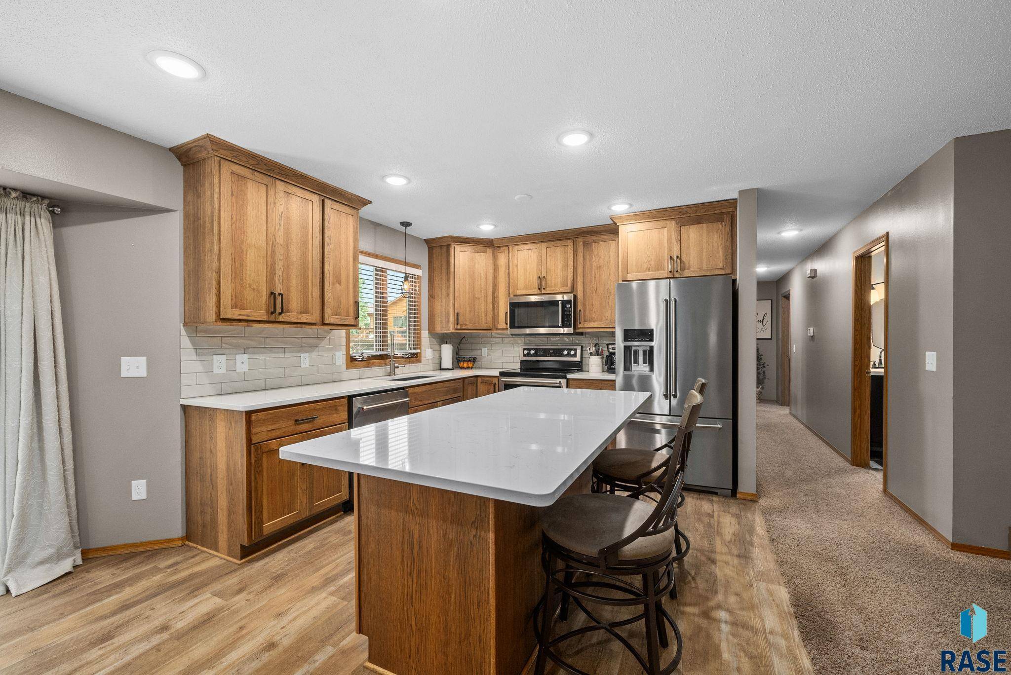 Sioux Falls, SD 57106,2316 S Roosevelt Ave