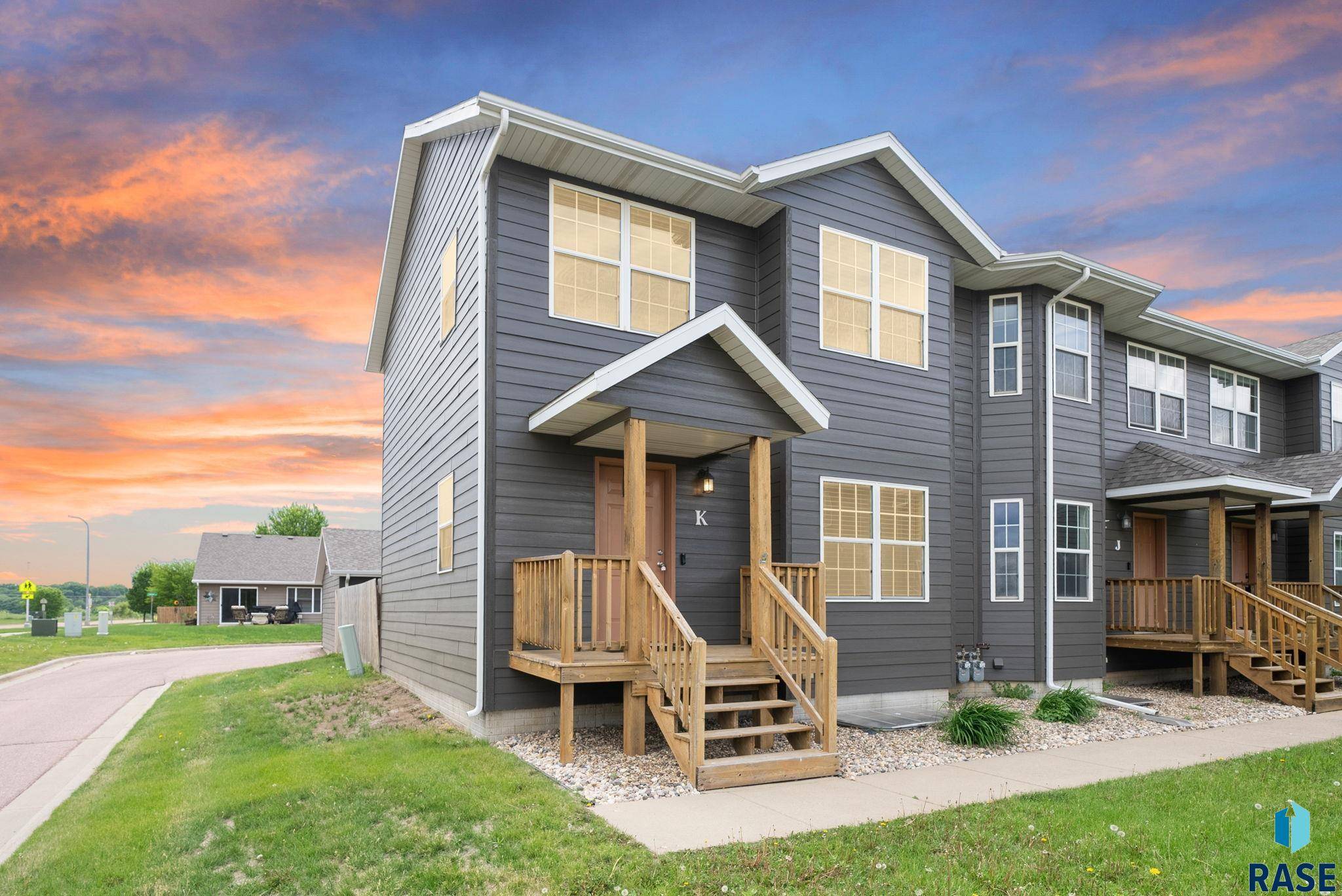Brandon, SD 57005,1812 S Mulberry Ave #K