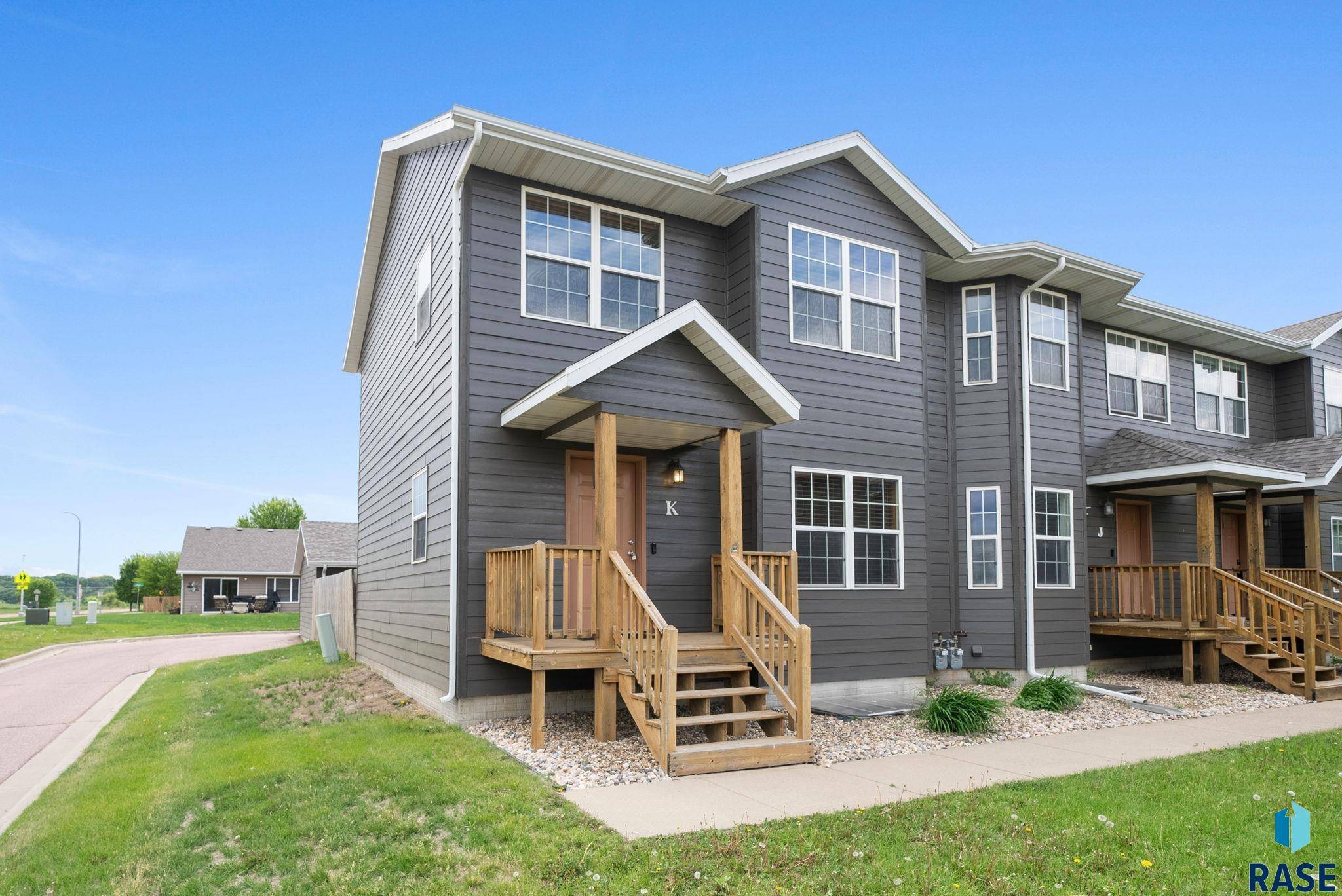 Brandon, SD 57005,1812 S Mulberry Ave #K