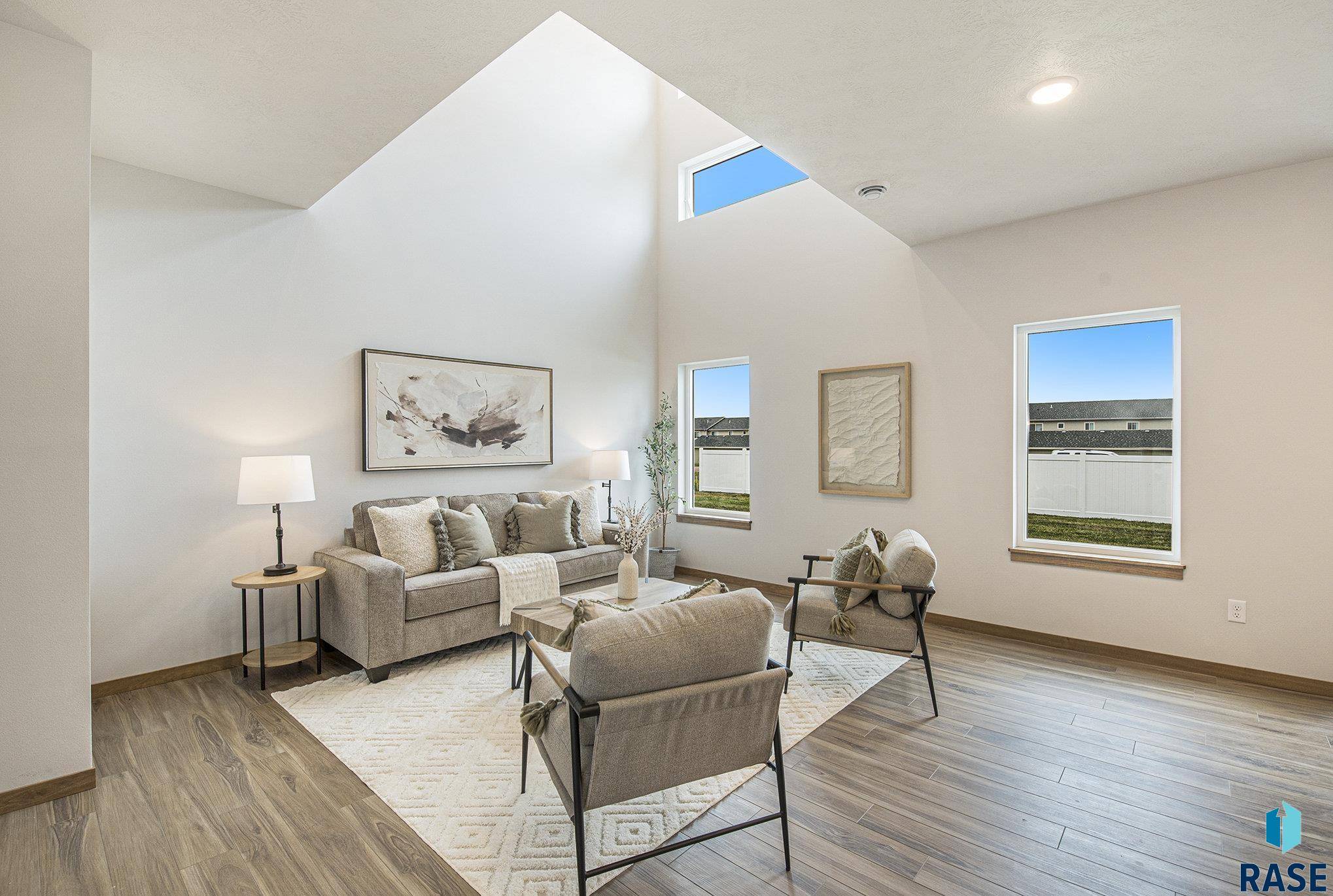 Sioux Falls, SD 57106,9004 W Jerald Pl