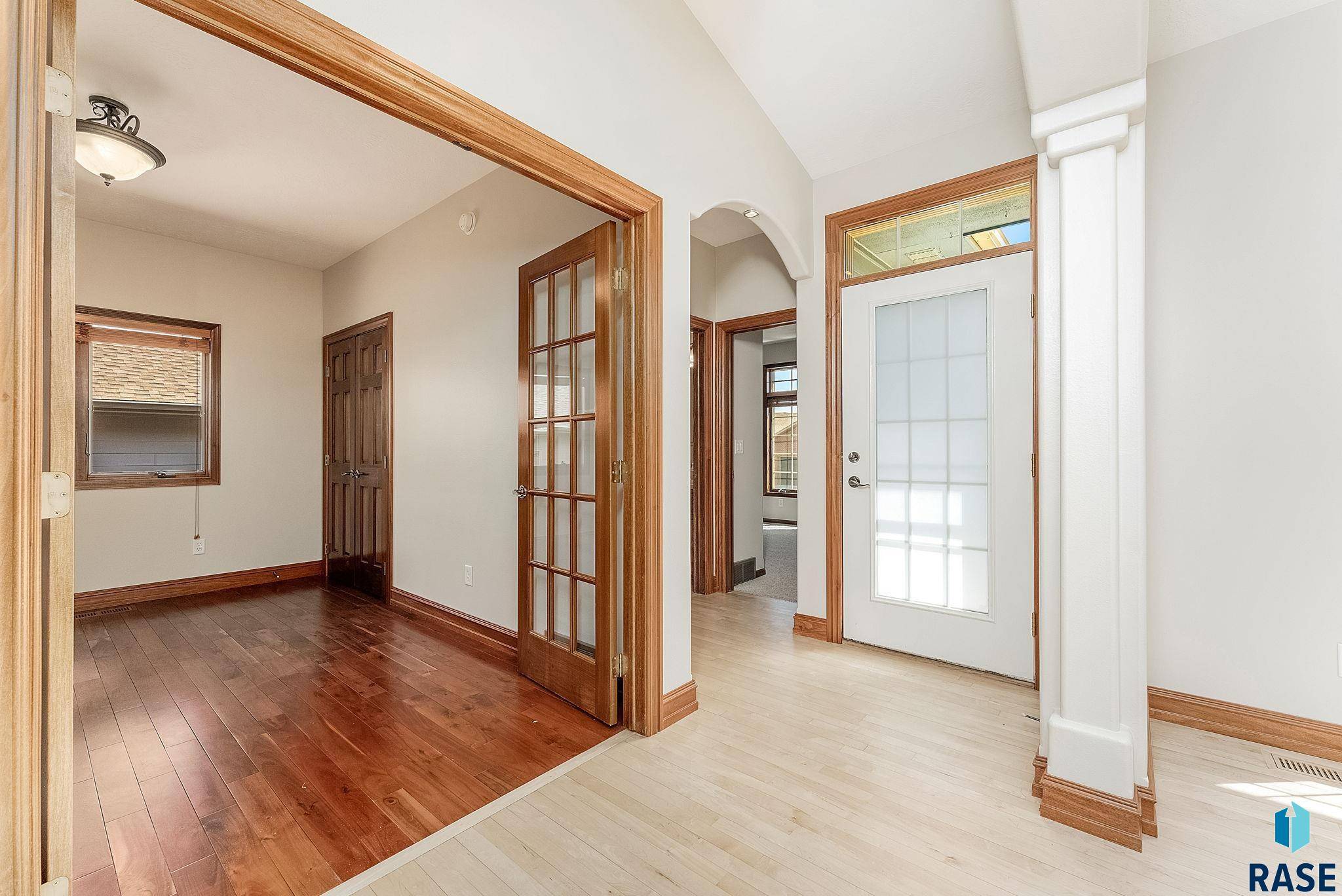 Sioux Falls, SD 57103,3709 S Pillsberry Ave