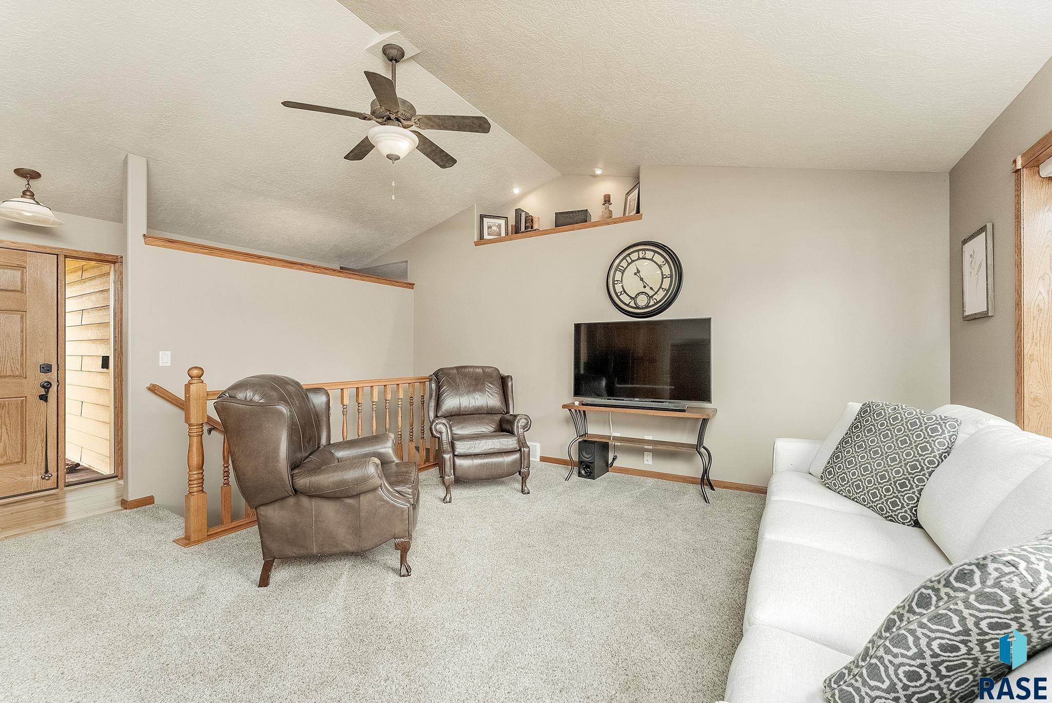Brandon, SD 57005,602 S Daly Cir