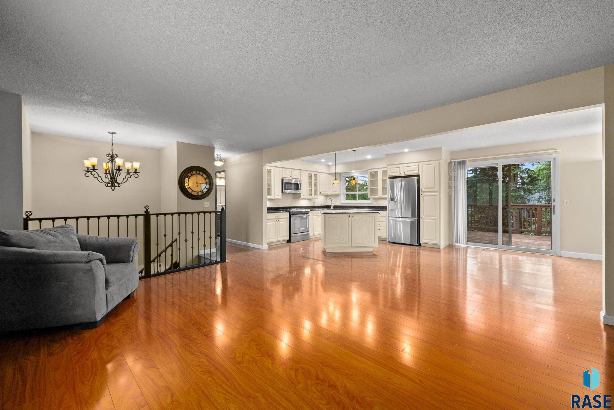 Sioux Falls, SD 57106,5813 W 28th St