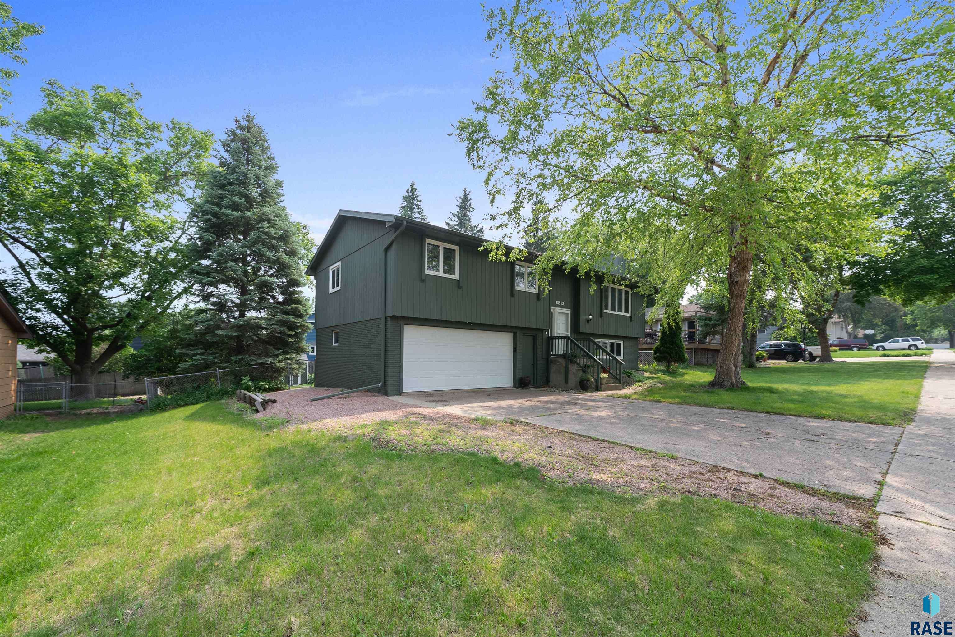 Sioux Falls, SD 57106,5813 W 28th St