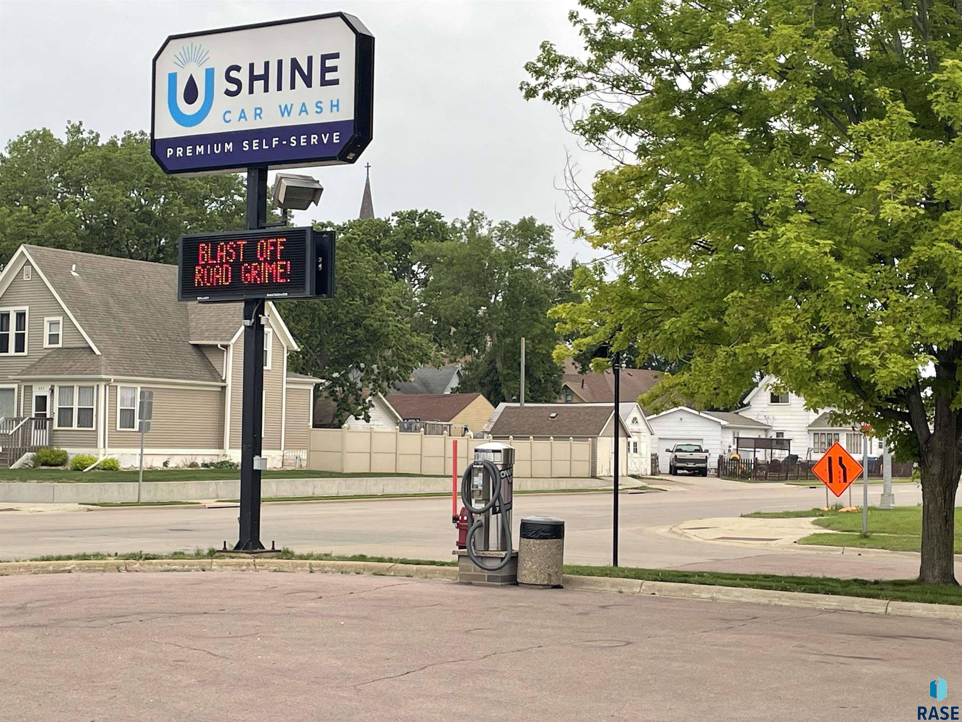 Madison, SD 57042-2208,304 NE 2nd St
