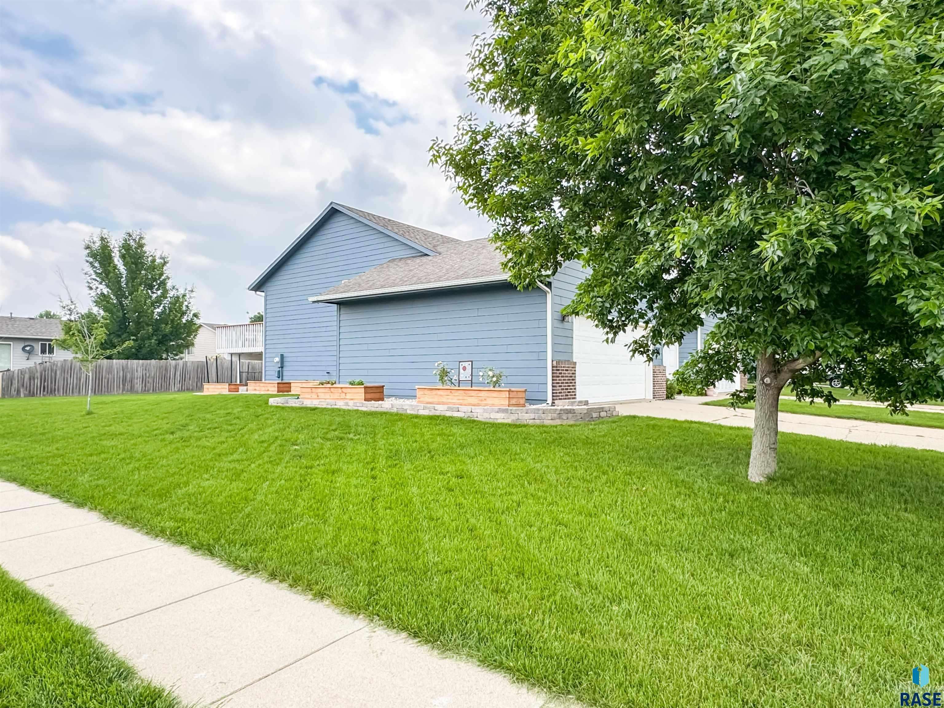 Sioux Falls, SD 57104,1500 E 69th St N